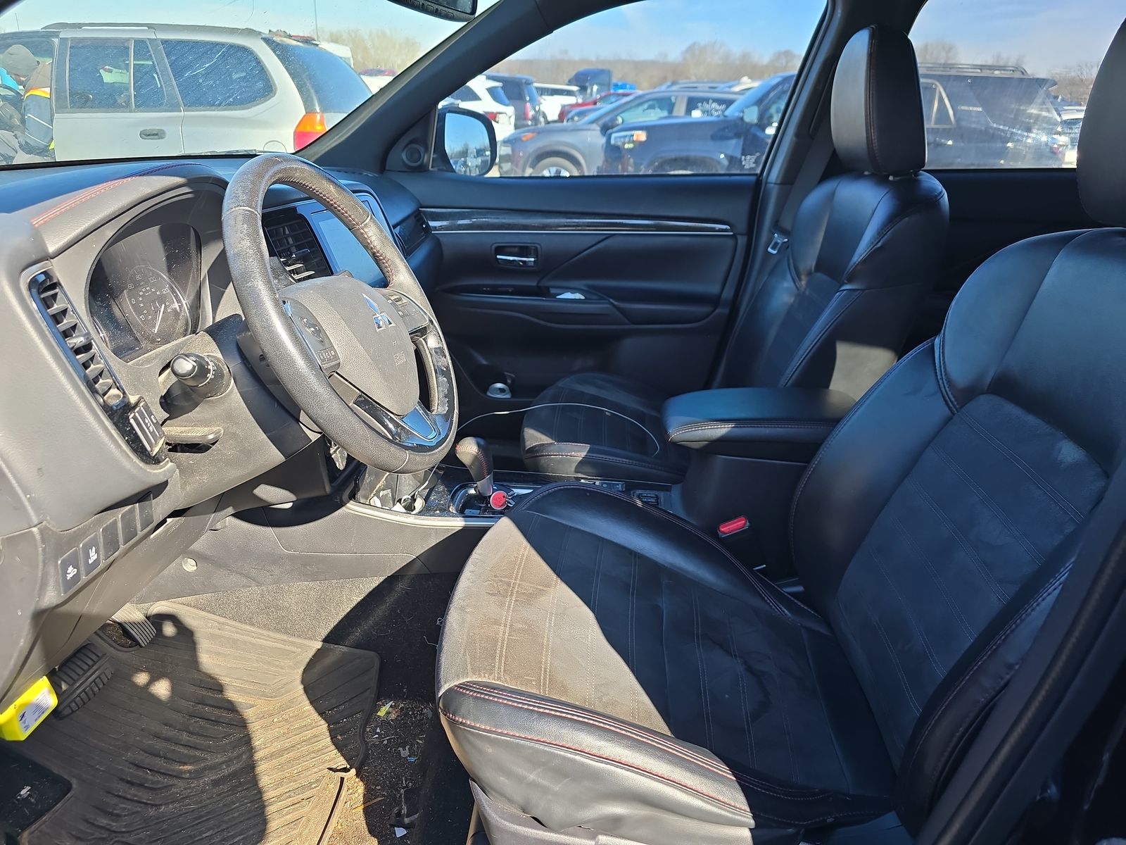 2020 Mitsubishi Outlander LE FWD