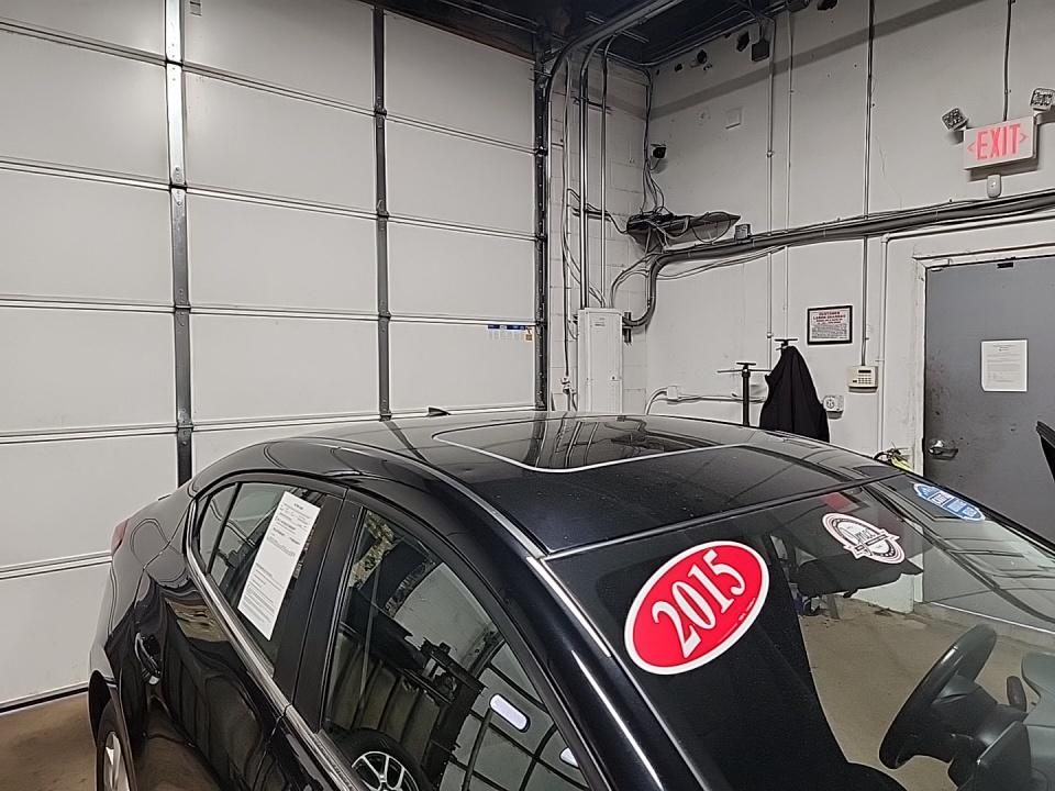 2015 MAZDA MAZDA3 i Touring FWD