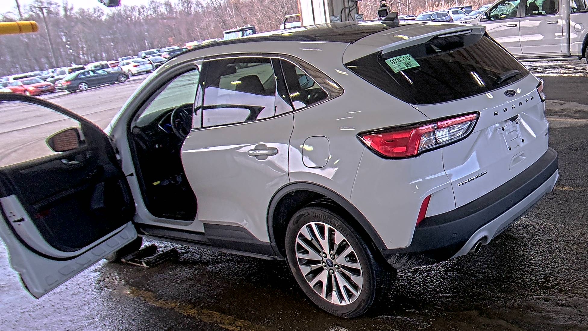 2022 Ford Escape Titanium AWD