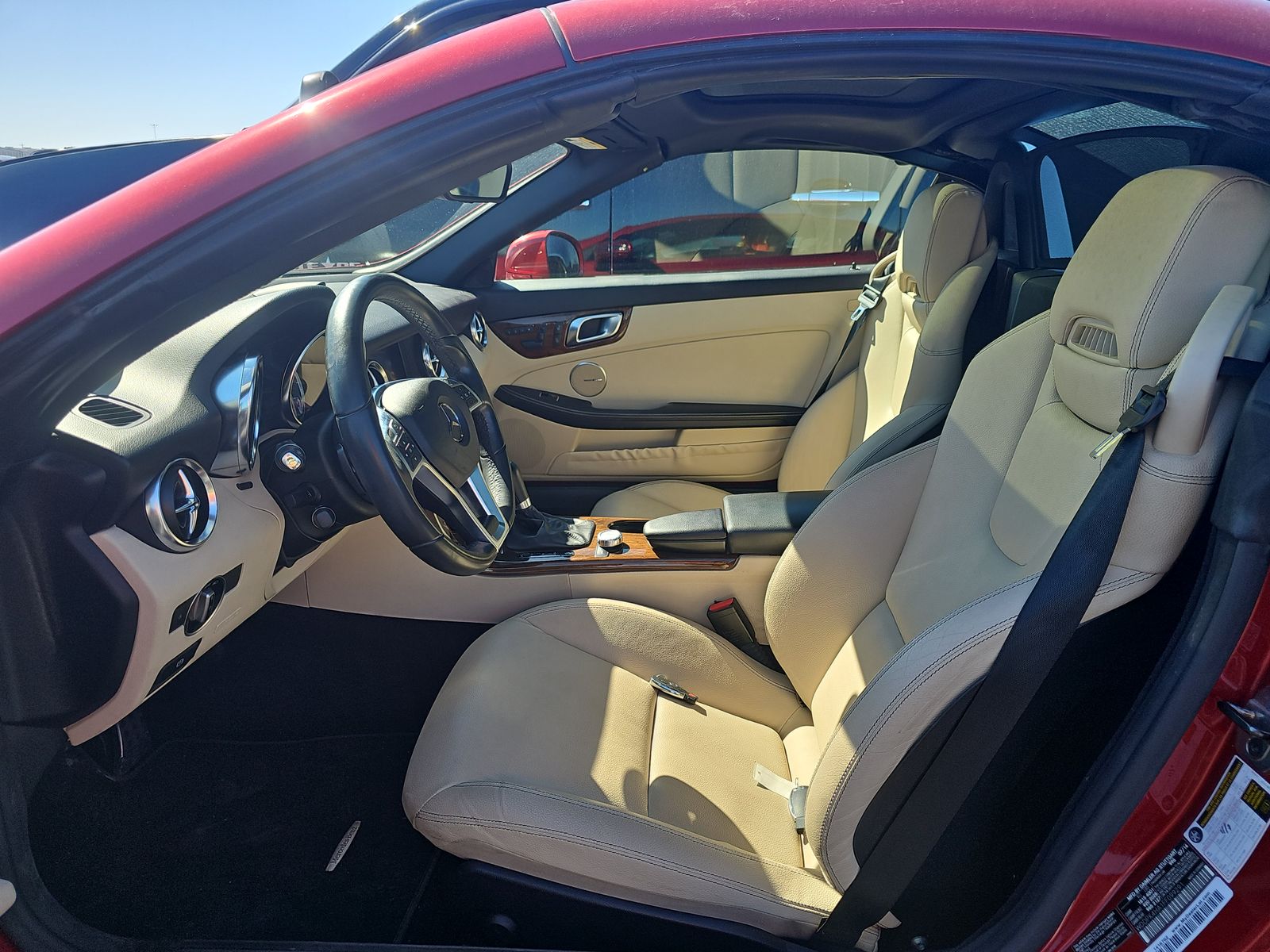 2015 Mercedes-Benz SLK-Class SLK 250 RWD