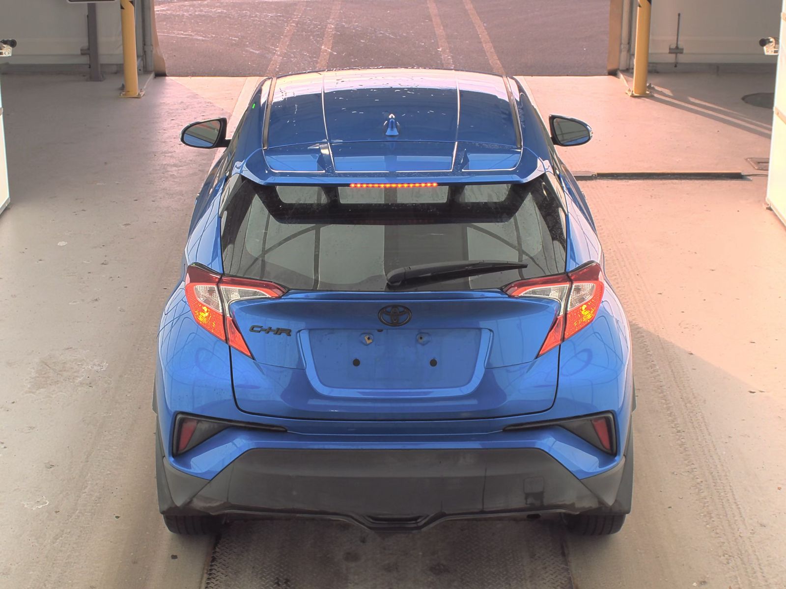2020 Toyota C-HR LE FWD