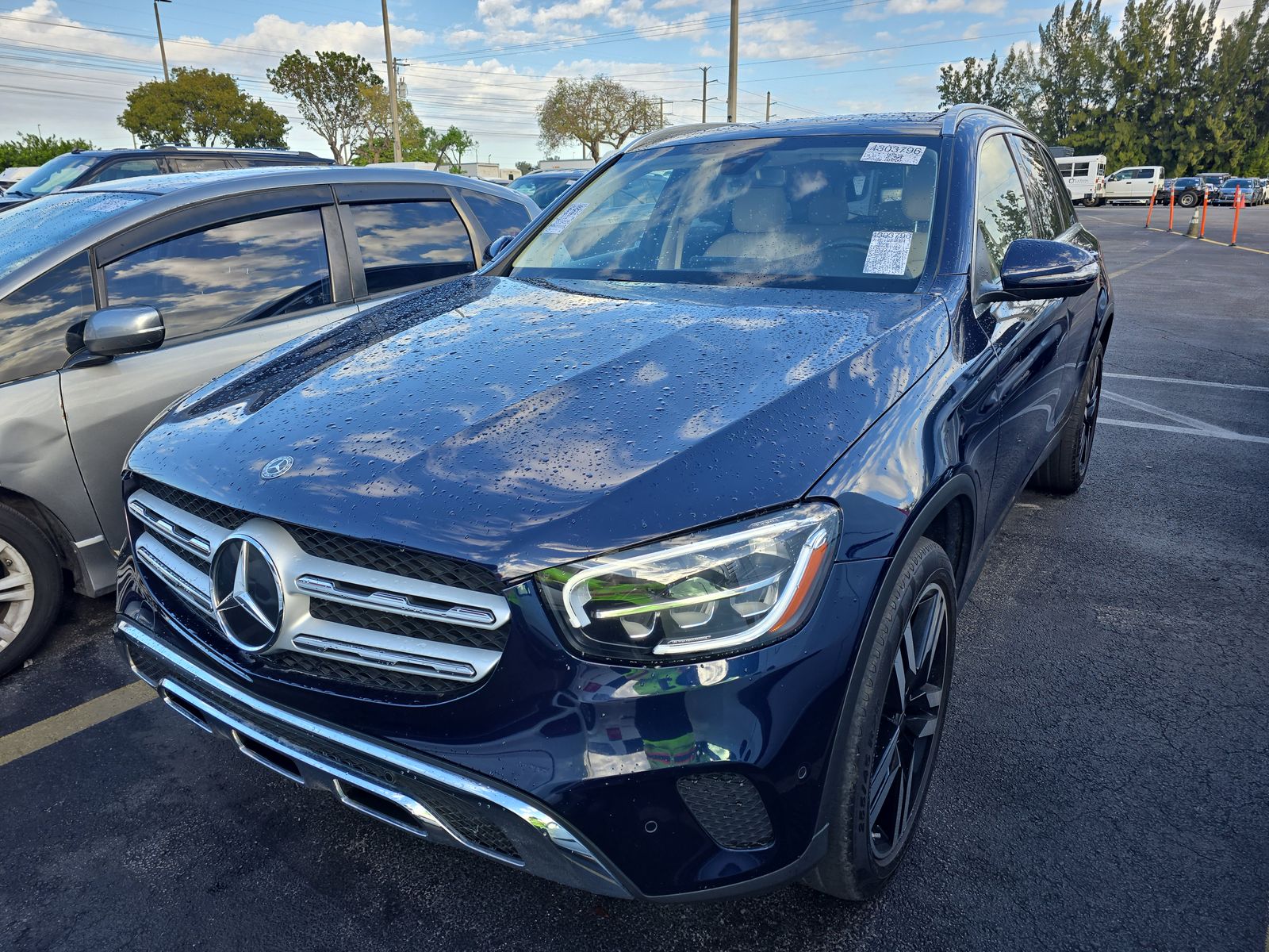 2021 Mercedes-Benz GLC 300