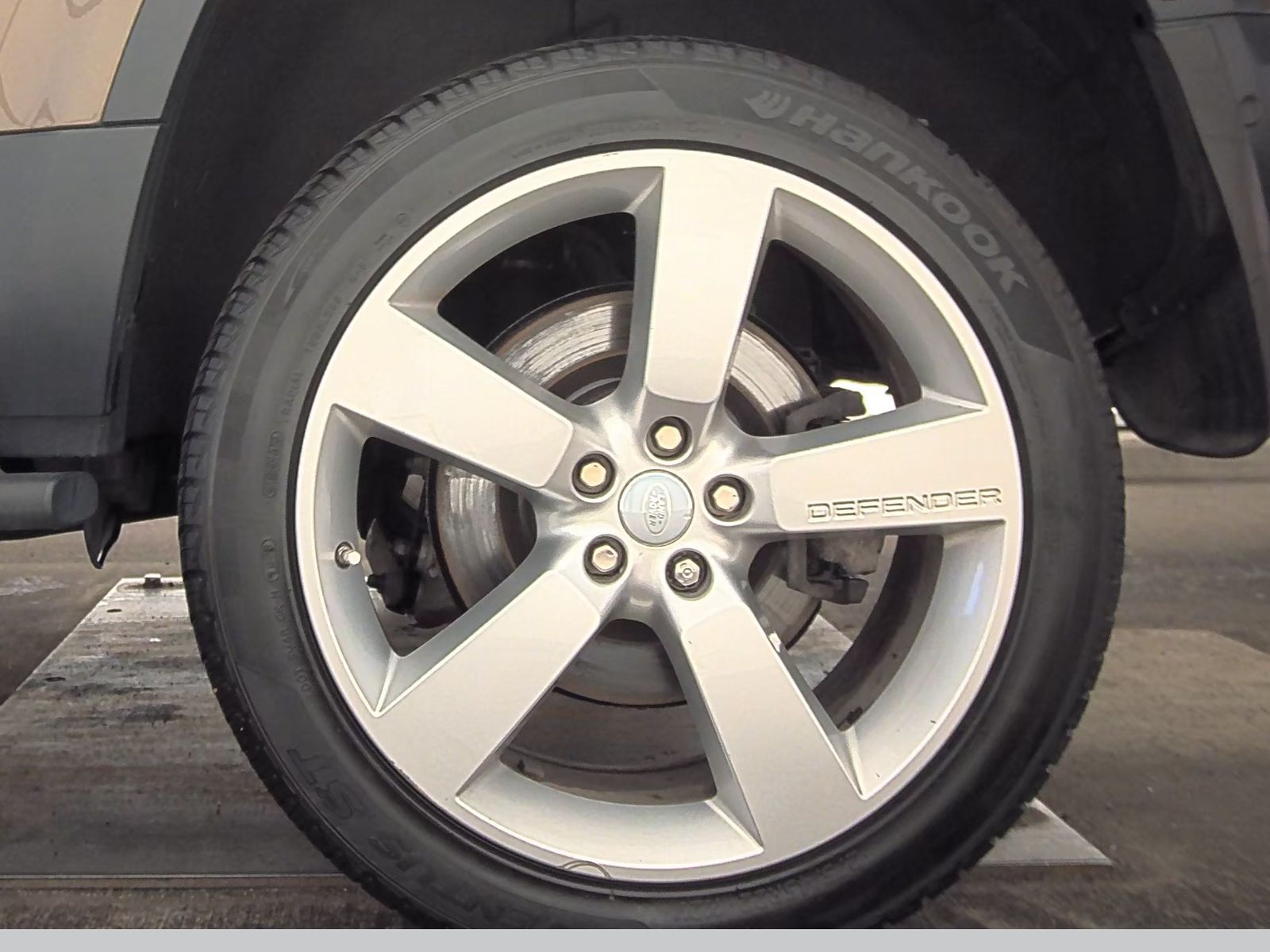 2020 Land Rover Defender 110 First Edition AWD