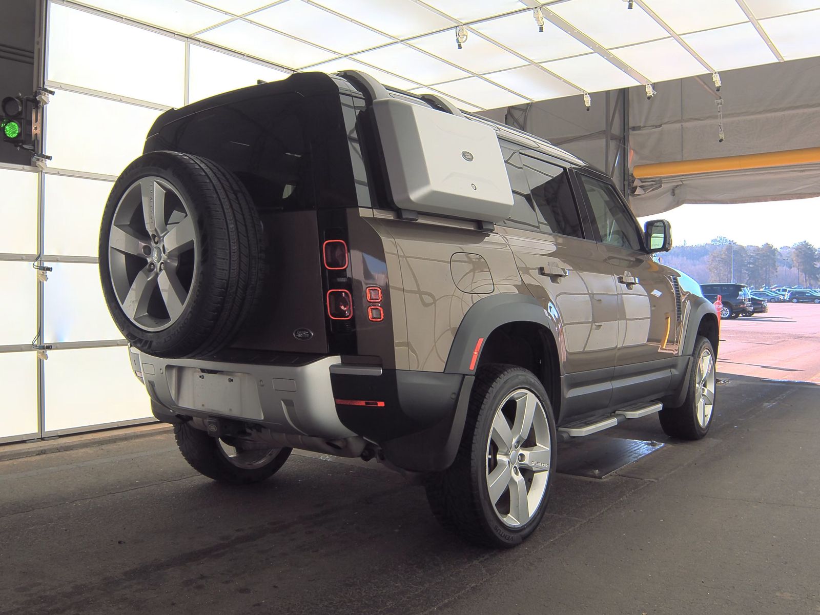 2020 Land Rover Defender 110 First Edition AWD