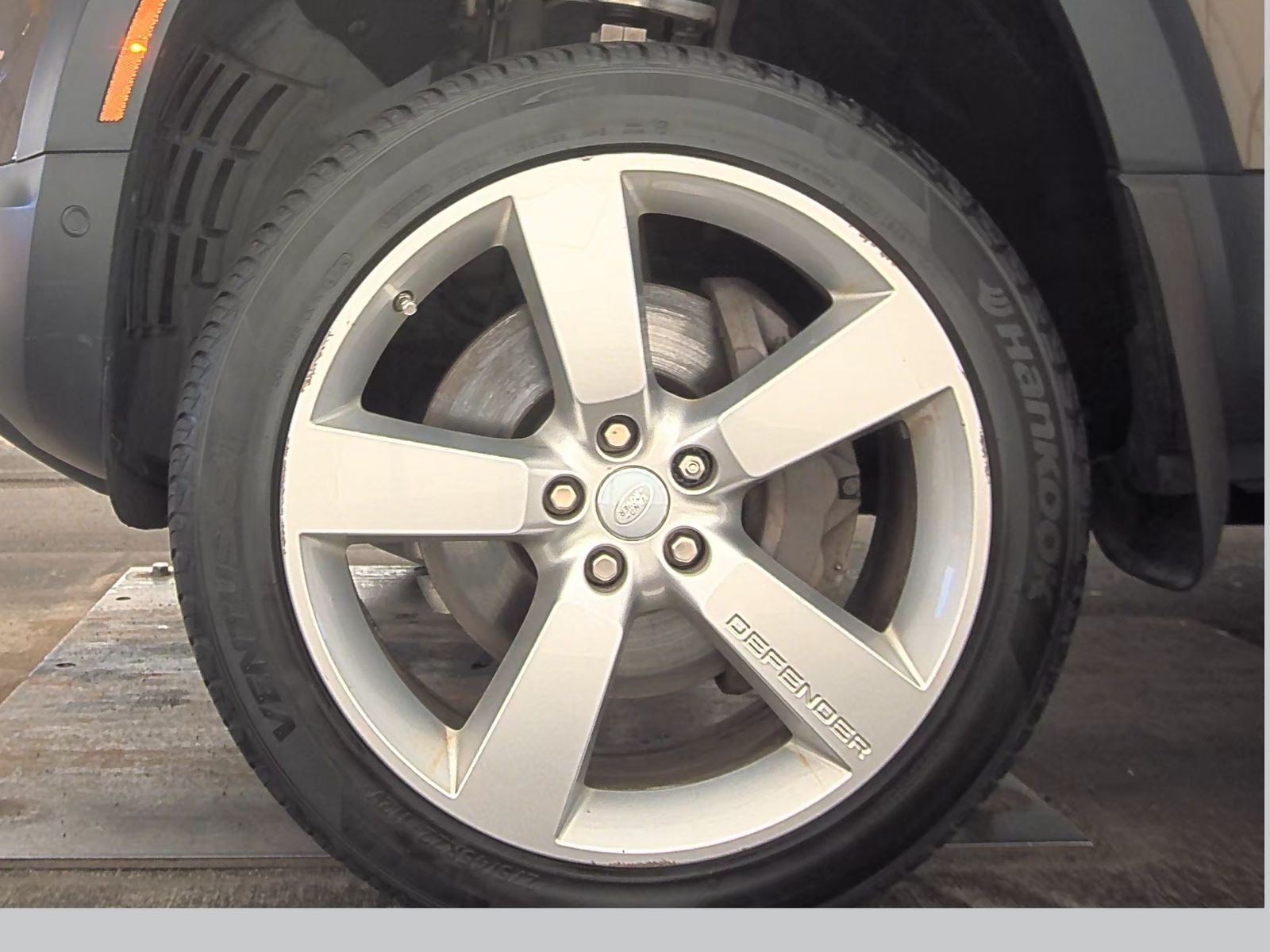 2020 Land Rover Defender 110 First Edition AWD