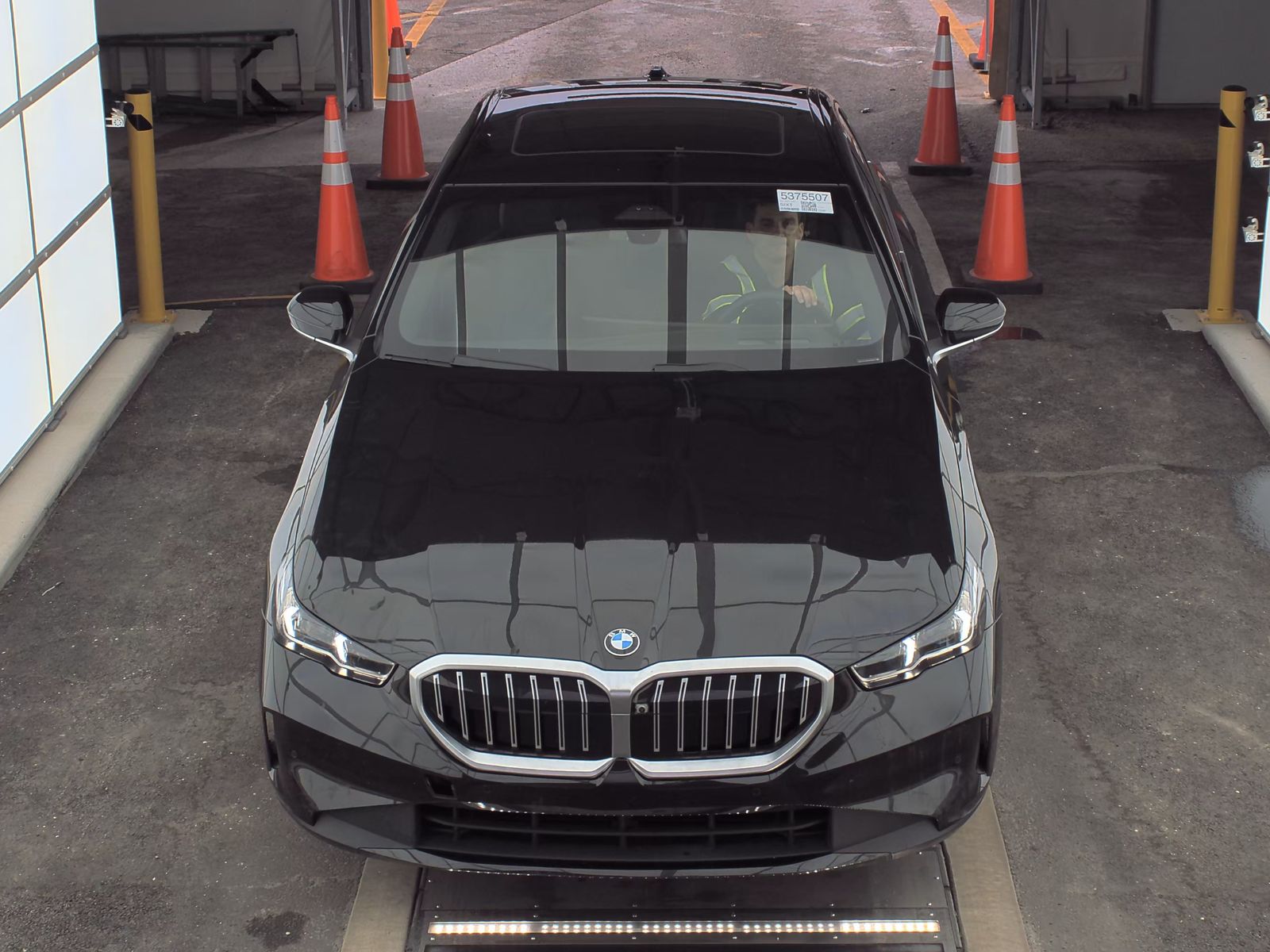 2025 BMW 5 Series 530i RWD