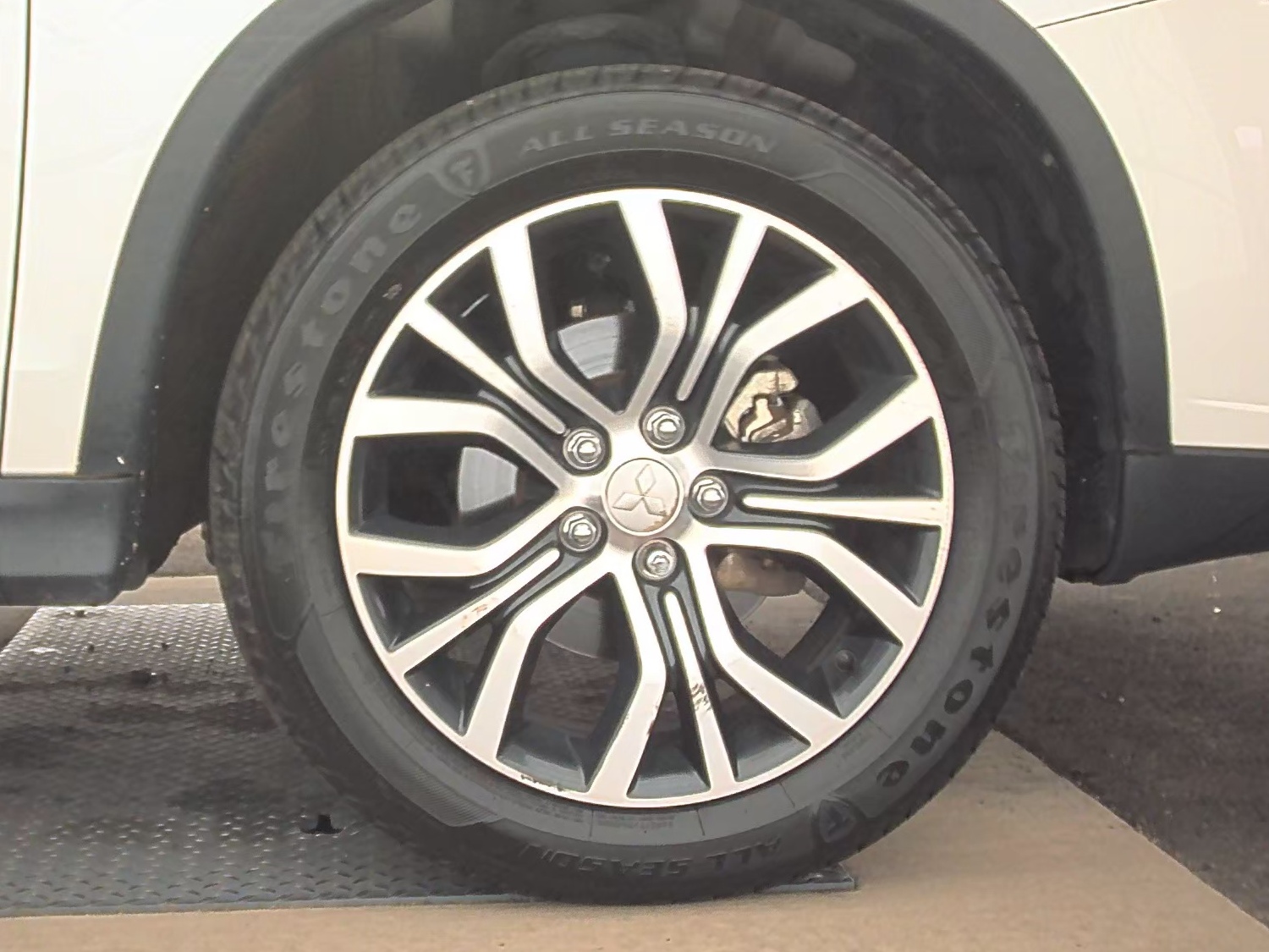 2018 Mitsubishi Outlander Sport LE FWD