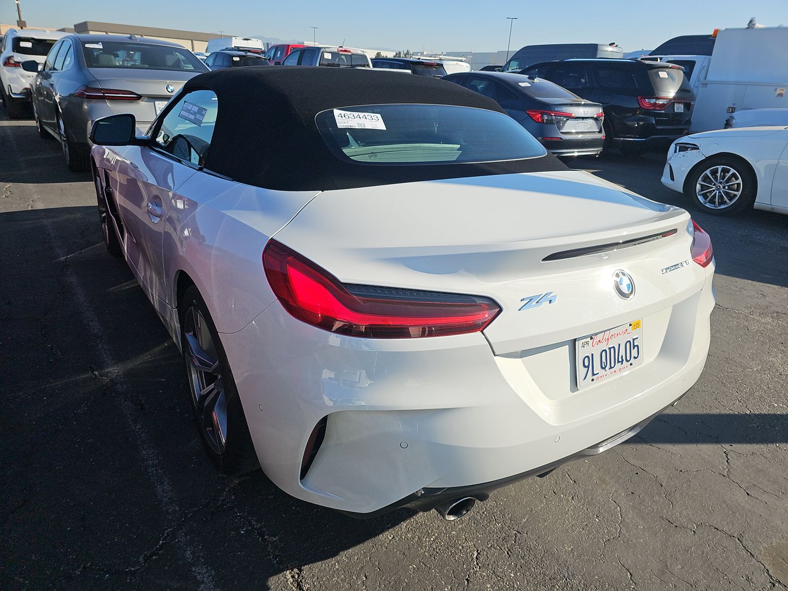 2025 BMW Z4 sDrive30i RWD