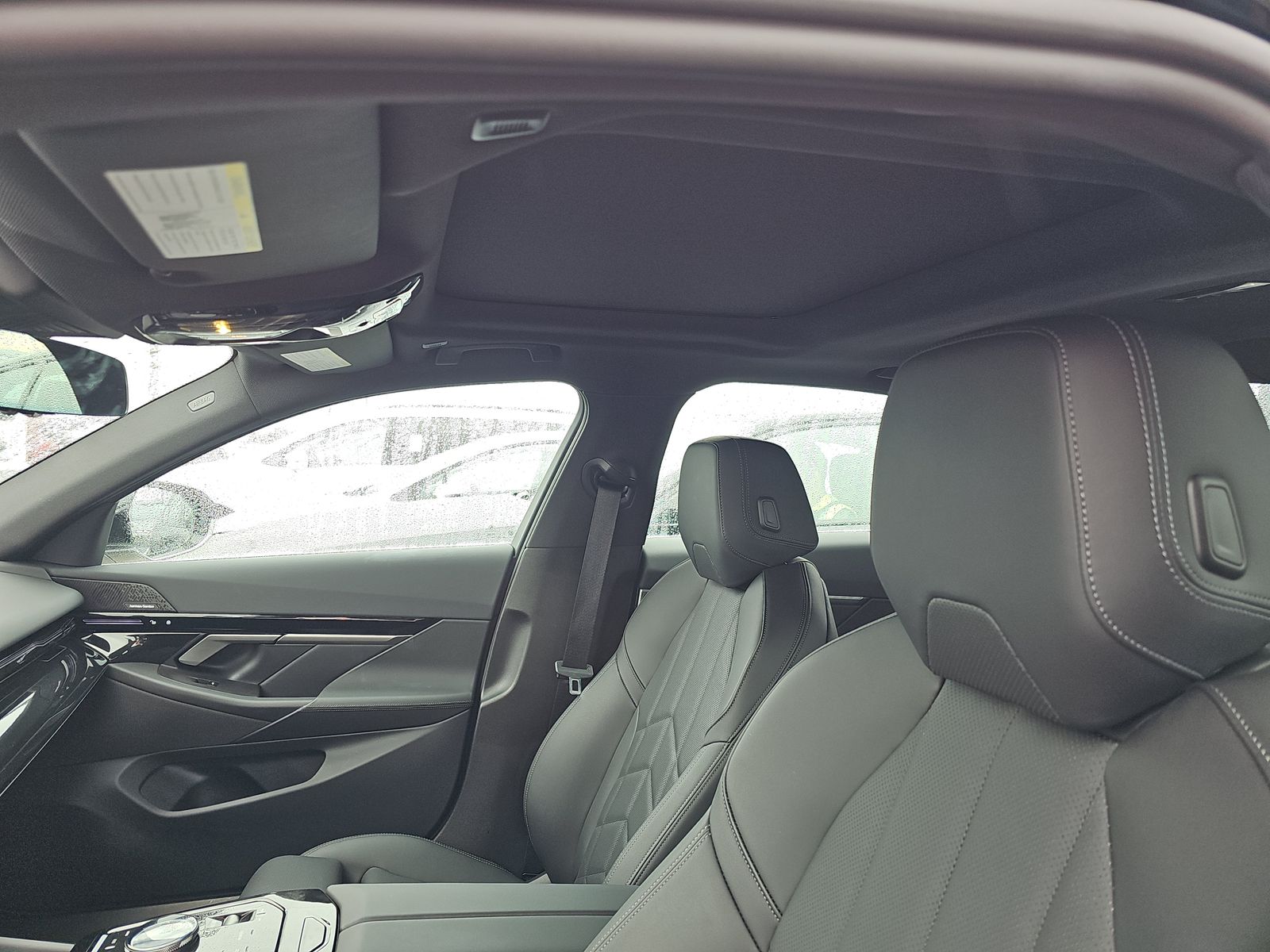 2025 BMW 5 Series 530i RWD
