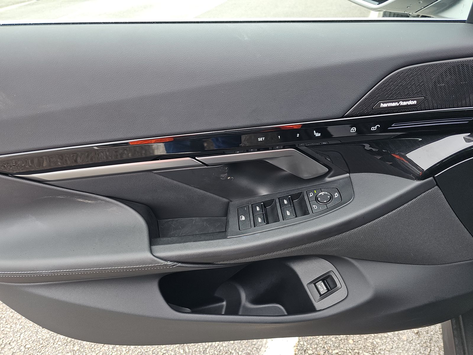 2025 BMW 5 Series 530i RWD