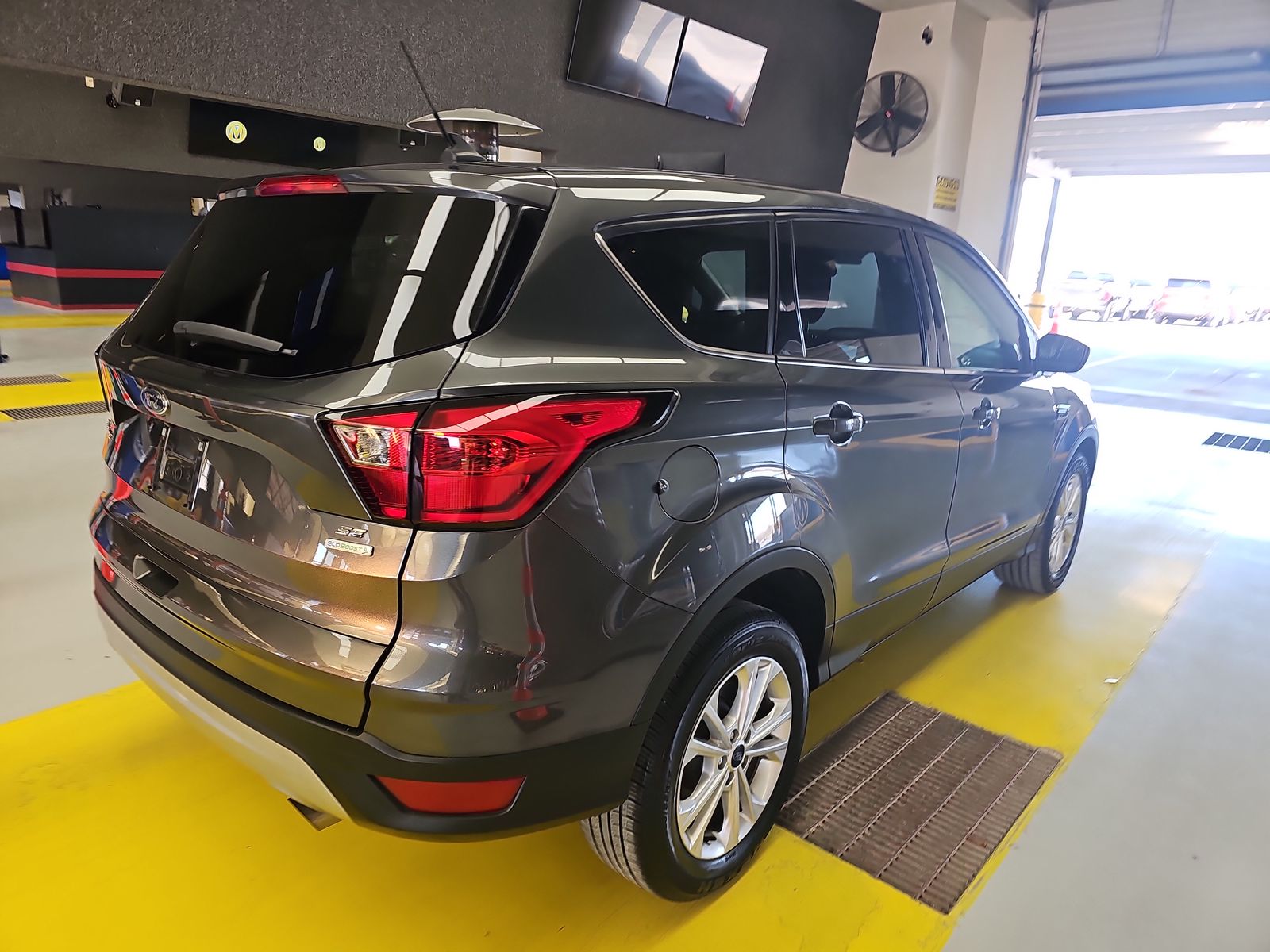 2019 Ford Escape SE FWD