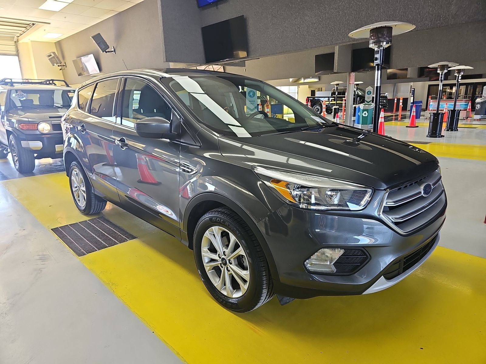 2019 Ford Escape SE FWD