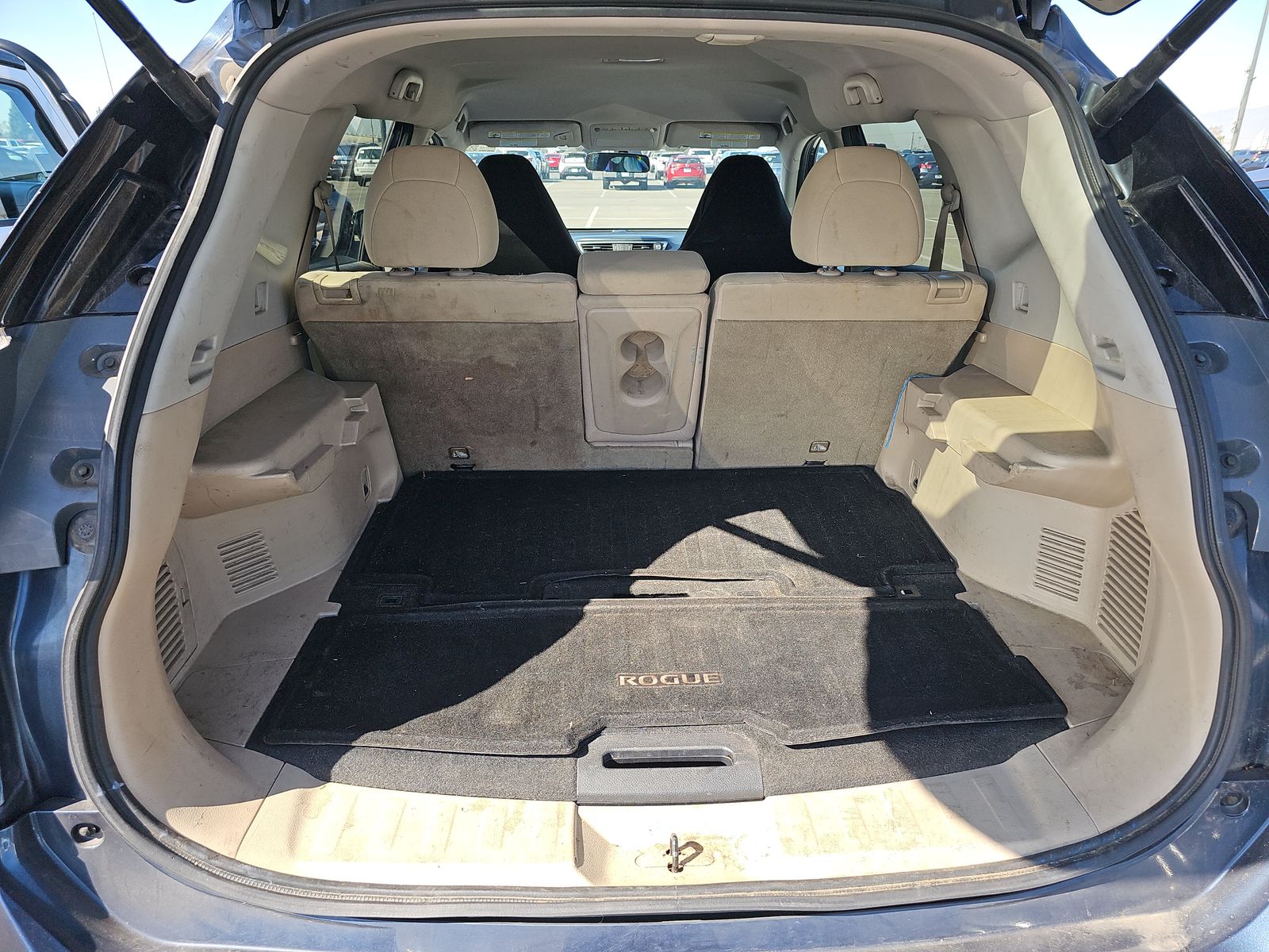 2016 Nissan Rogue SV FWD