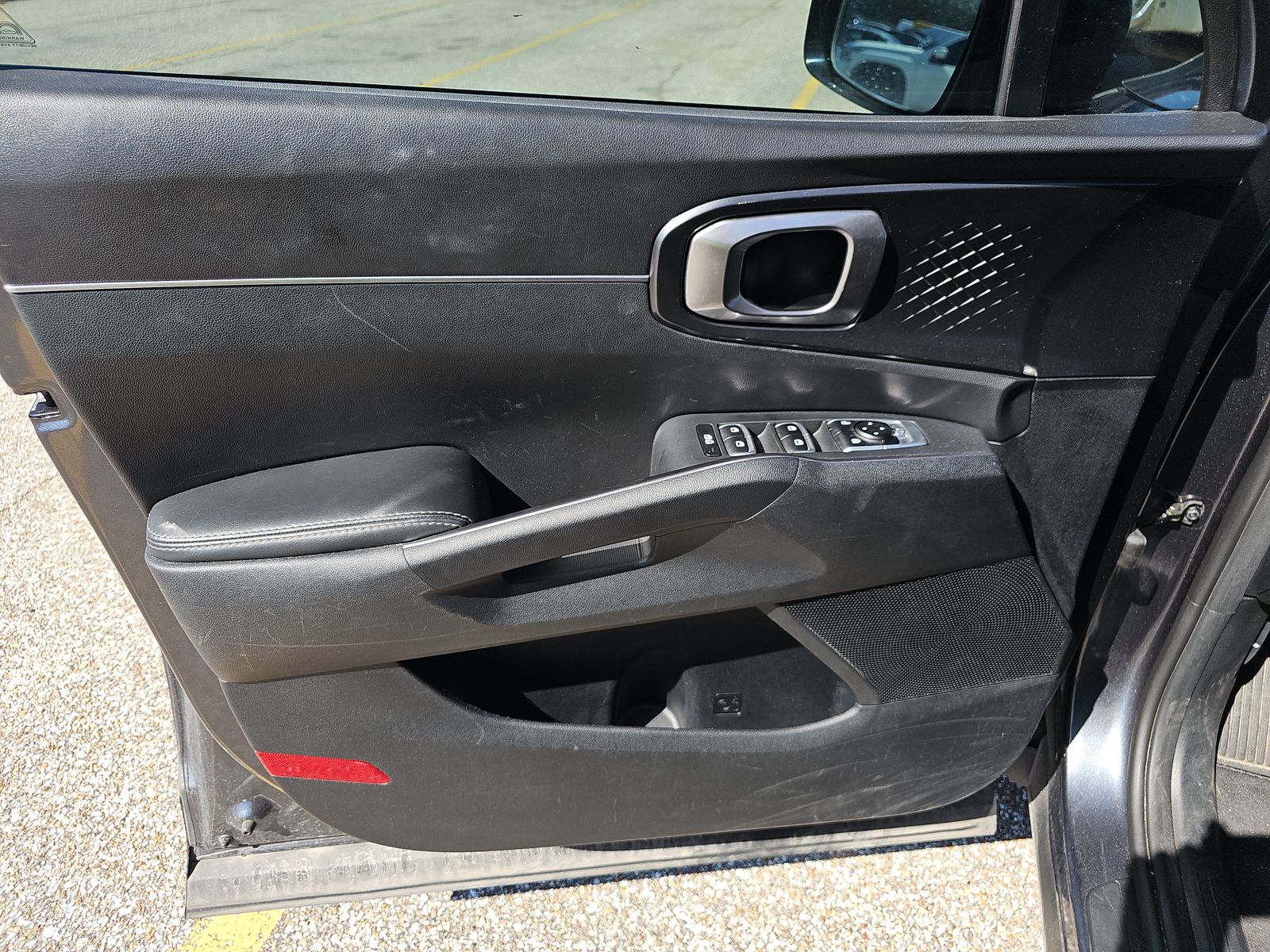 2023 Kia Sorento S FWD