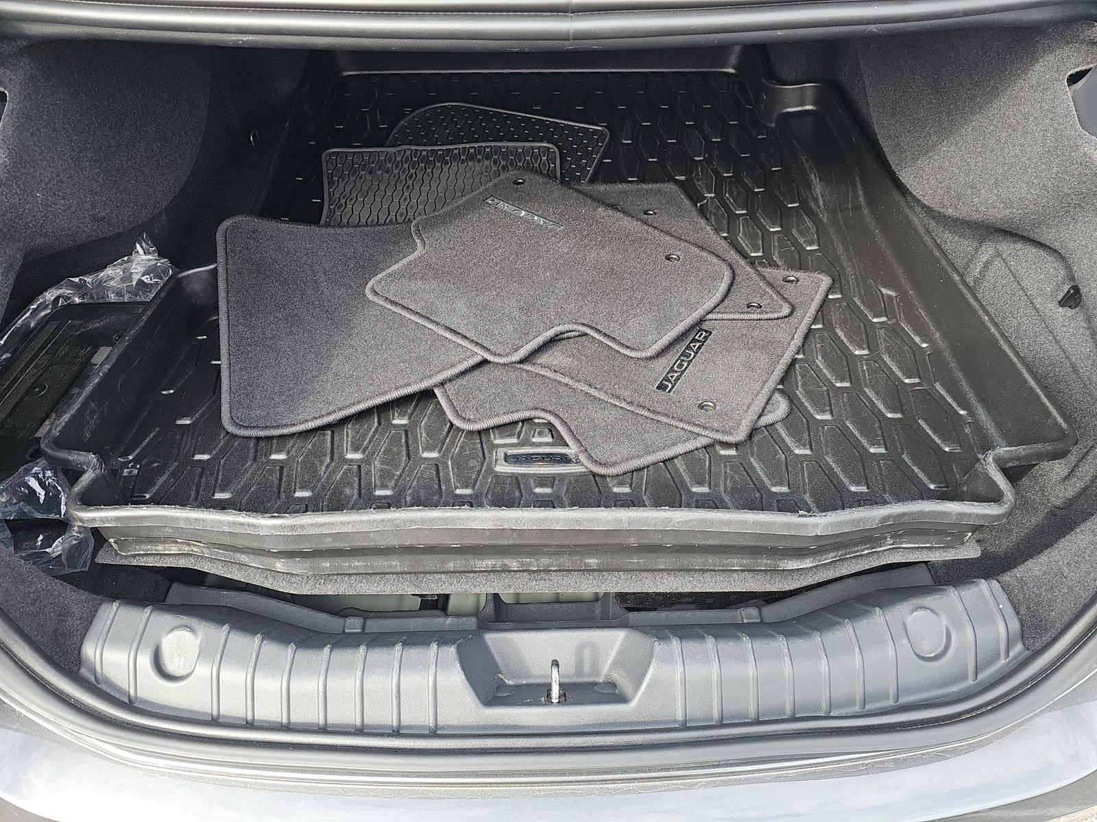 2018 Jaguar XF 25t Premium FWD