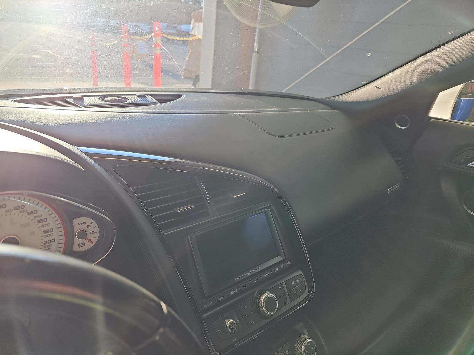 2011 Audi R8 V10 AWD