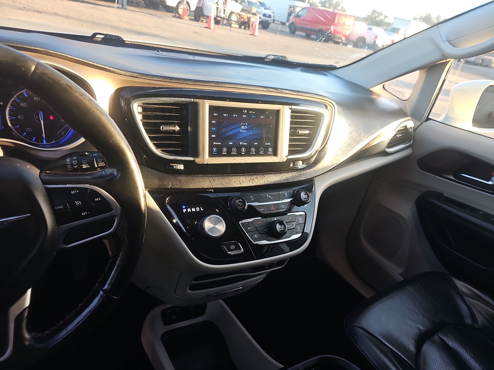 2019 Chrysler Pacifica Touring L FWD