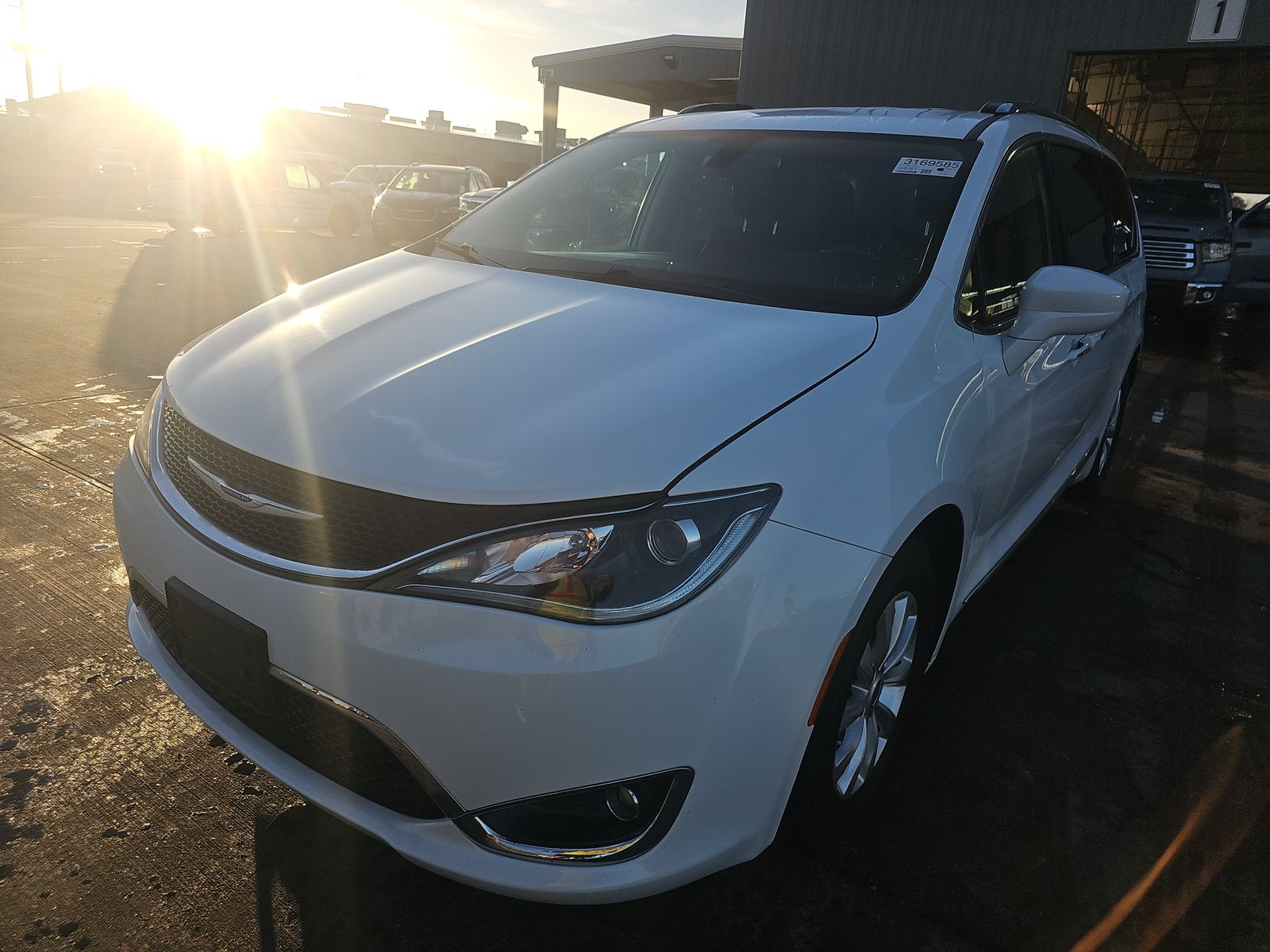 2019 Chrysler Pacifica Touring L FWD