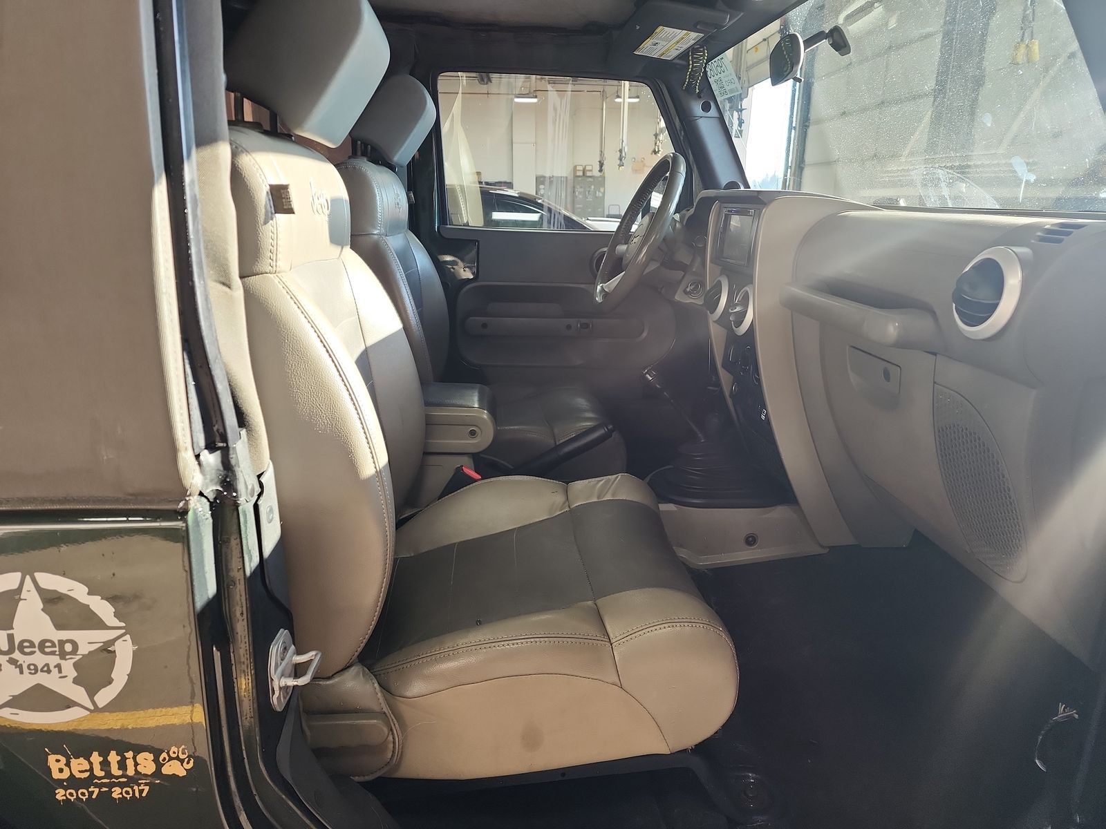 2010 Jeep Wrangler Sahara AWD