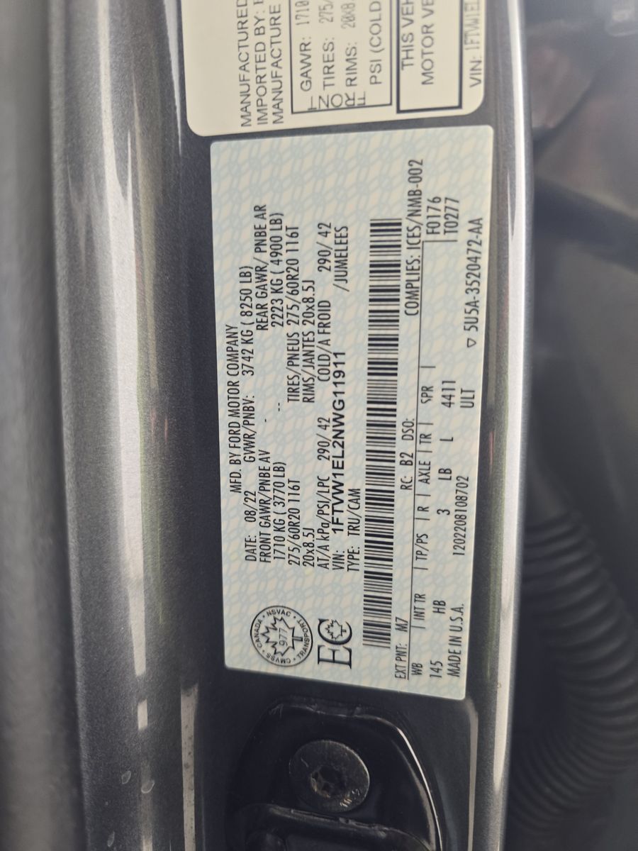 2022 Ford F-150 Lightning LARIAT AWD