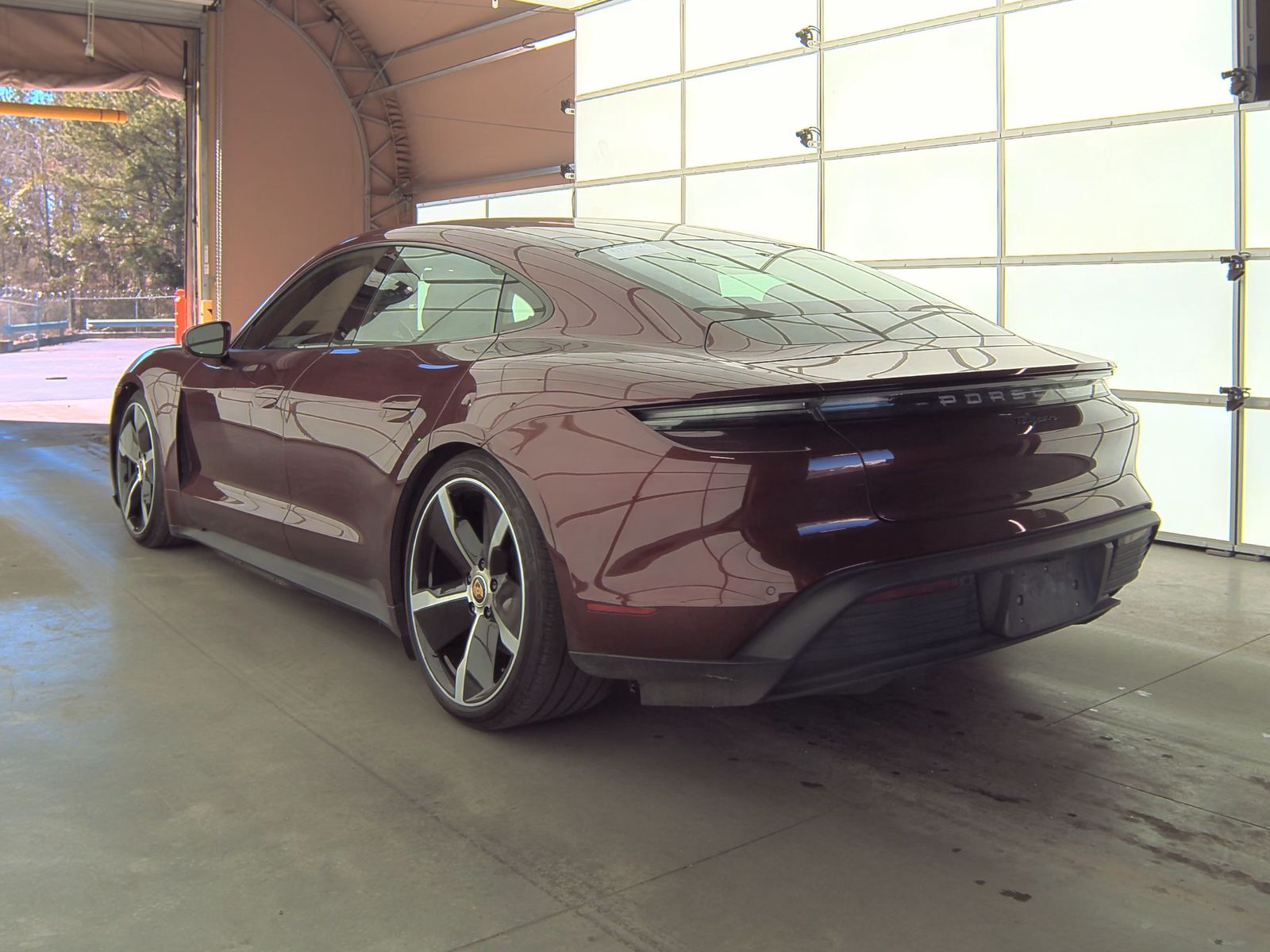 2022 Porsche Taycan Base RWD