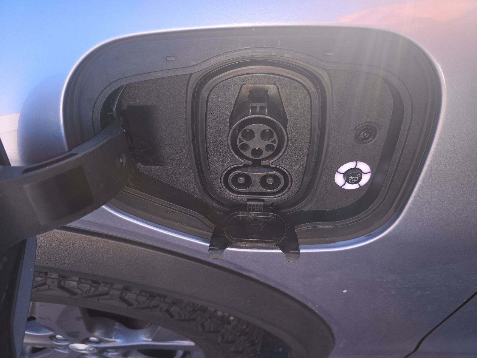 2022 Ford Mustang Mach-E Select RWD