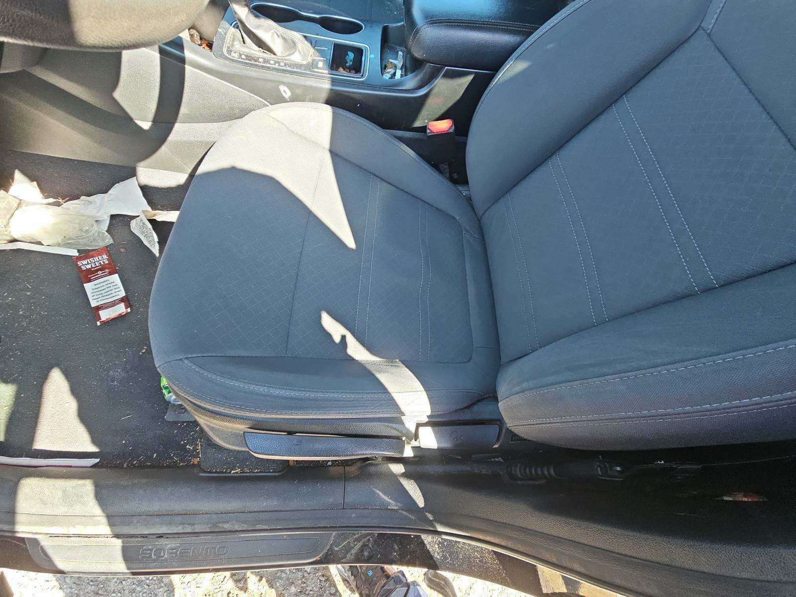 2019 Kia Sorento L FWD