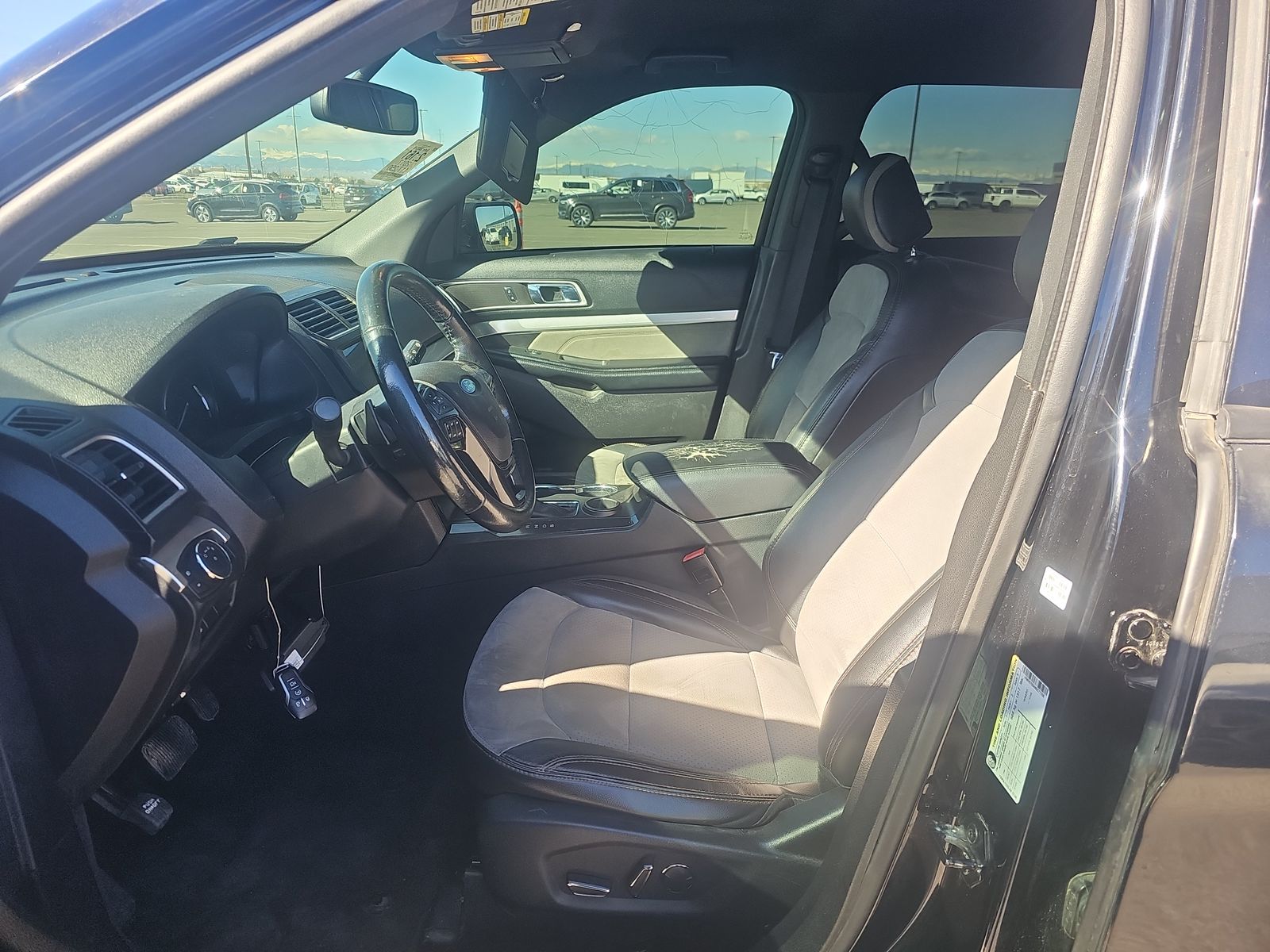 2017 Ford Explorer XLT FWD