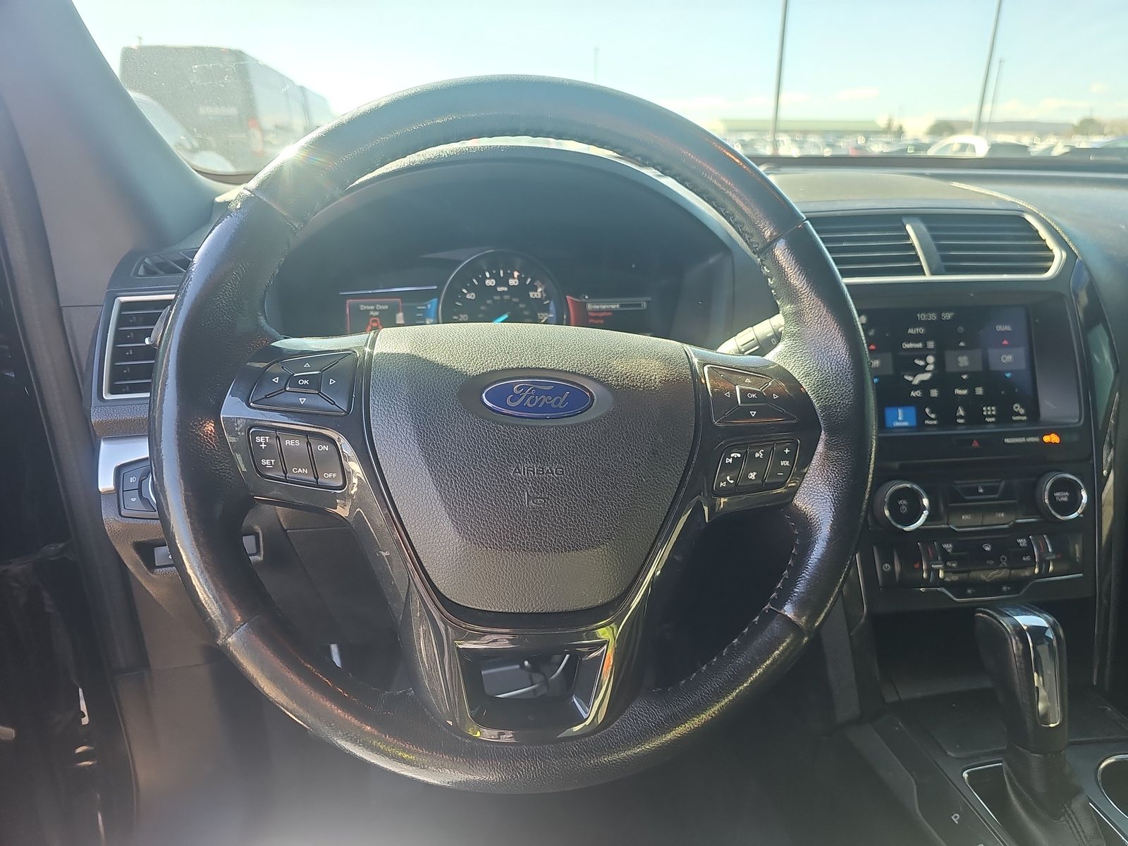 2017 Ford Explorer XLT FWD