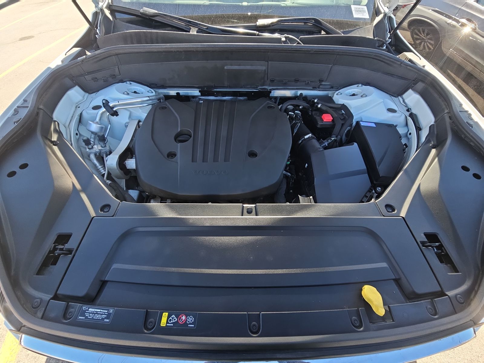 2023 Volvo XC90 B5 Plus AWD