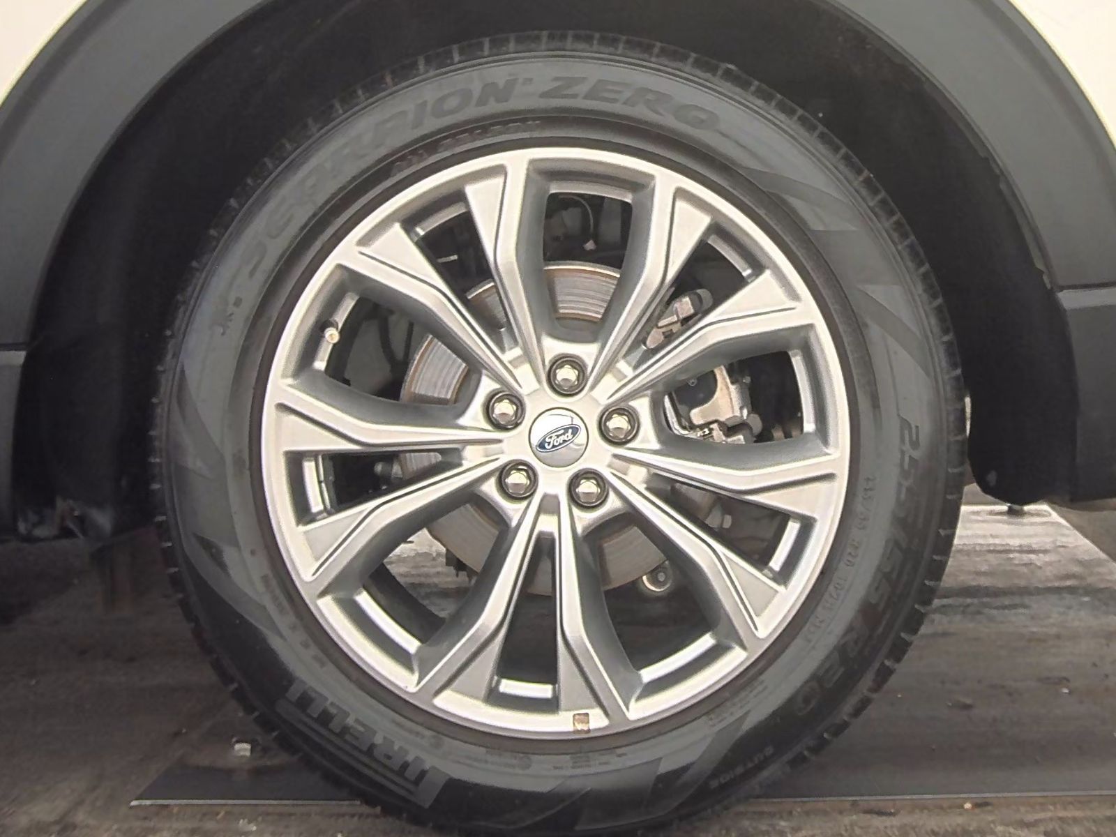 2022 Ford Explorer Limited FWD