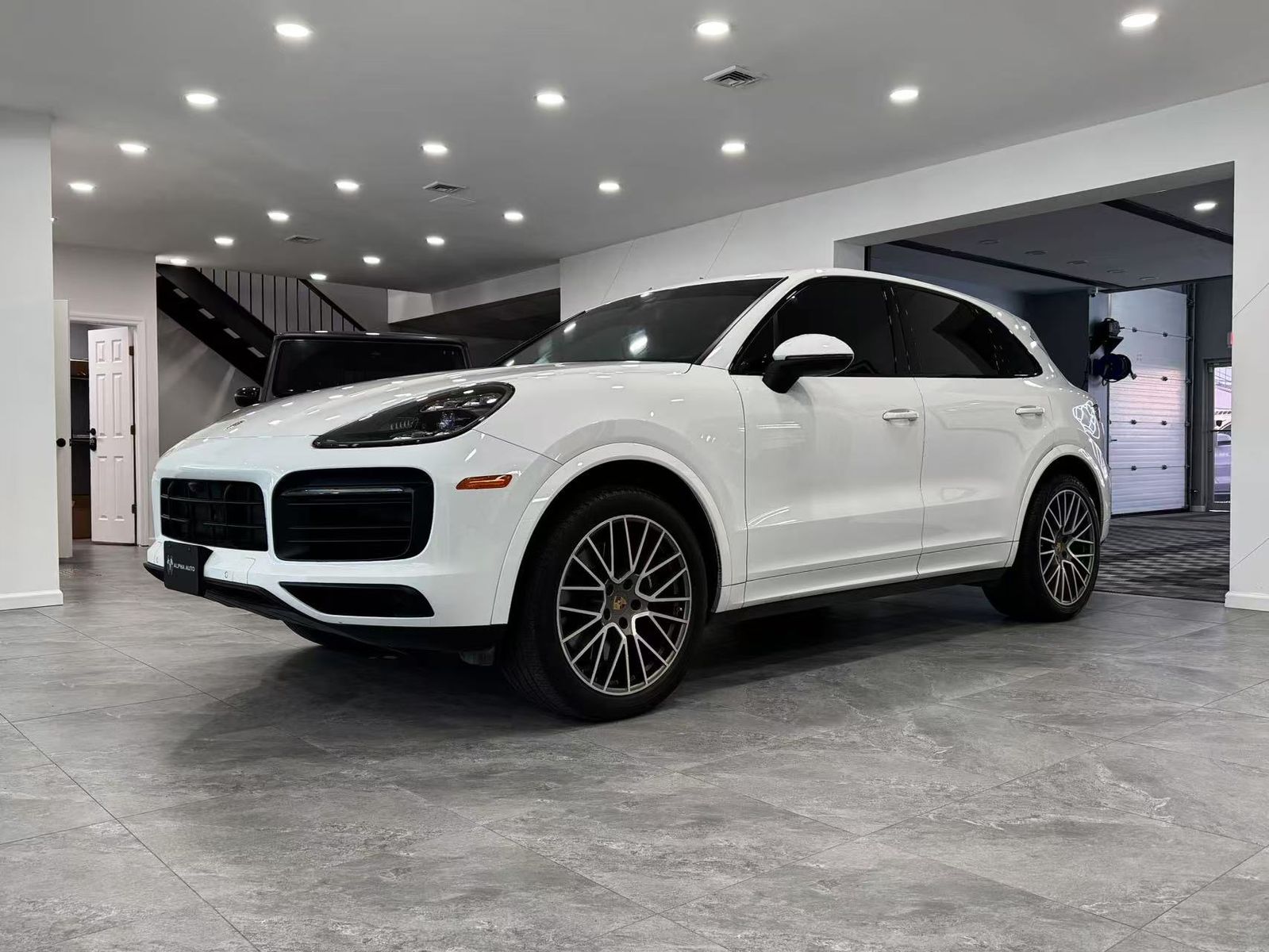2022 Porsche Cayenne Platinum Edition