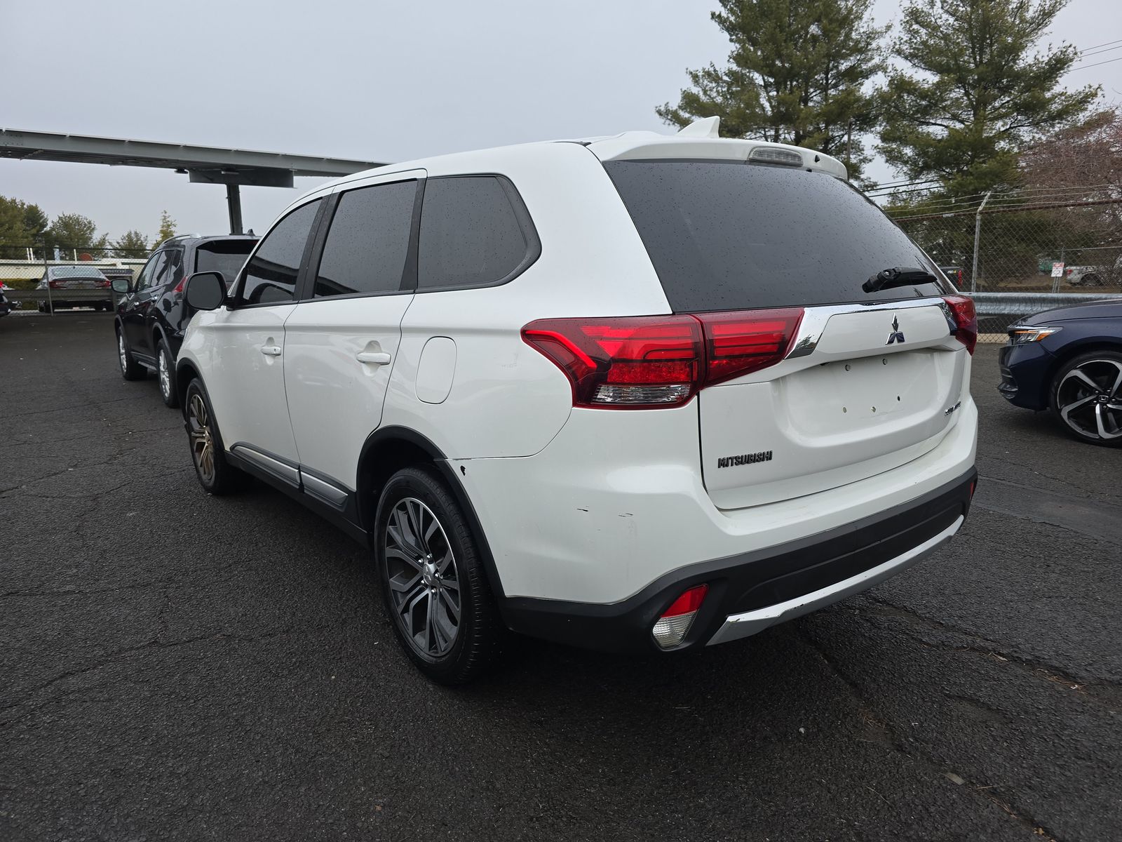 2018 Mitsubishi Outlander ES AWD