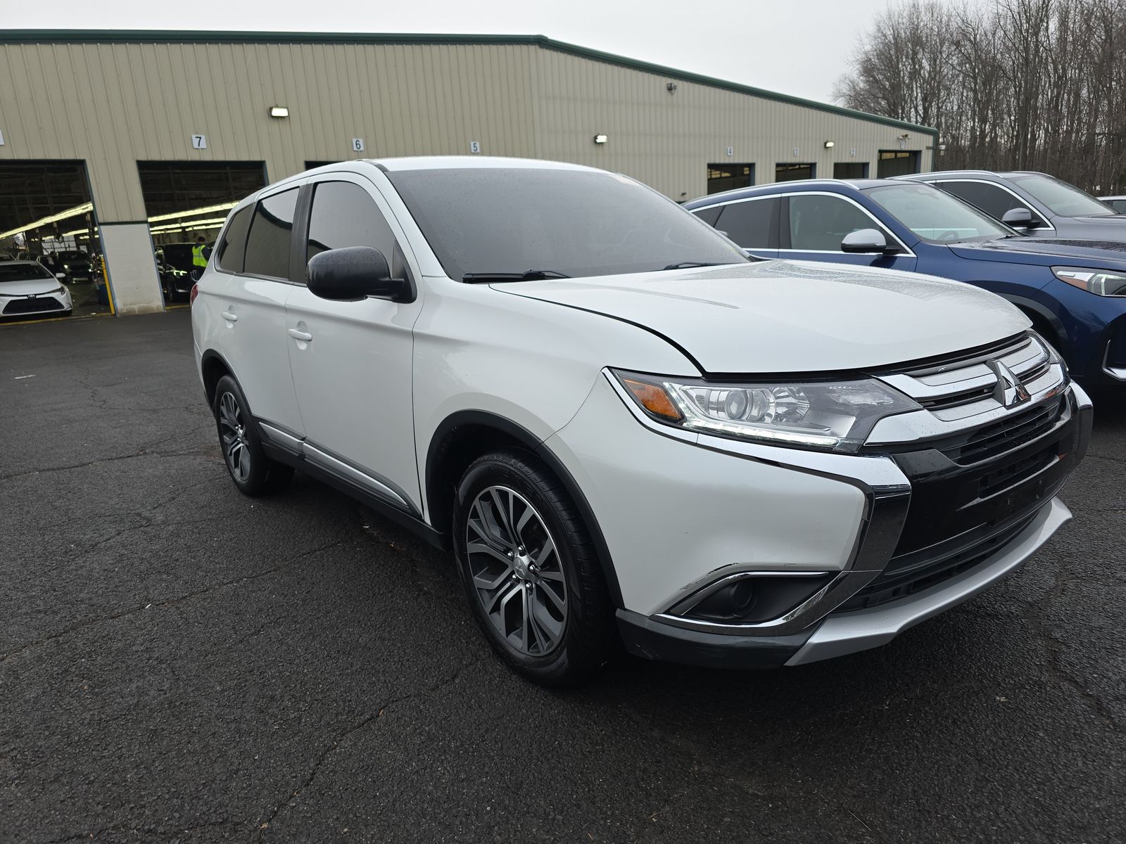 2018 Mitsubishi Outlander ES AWD