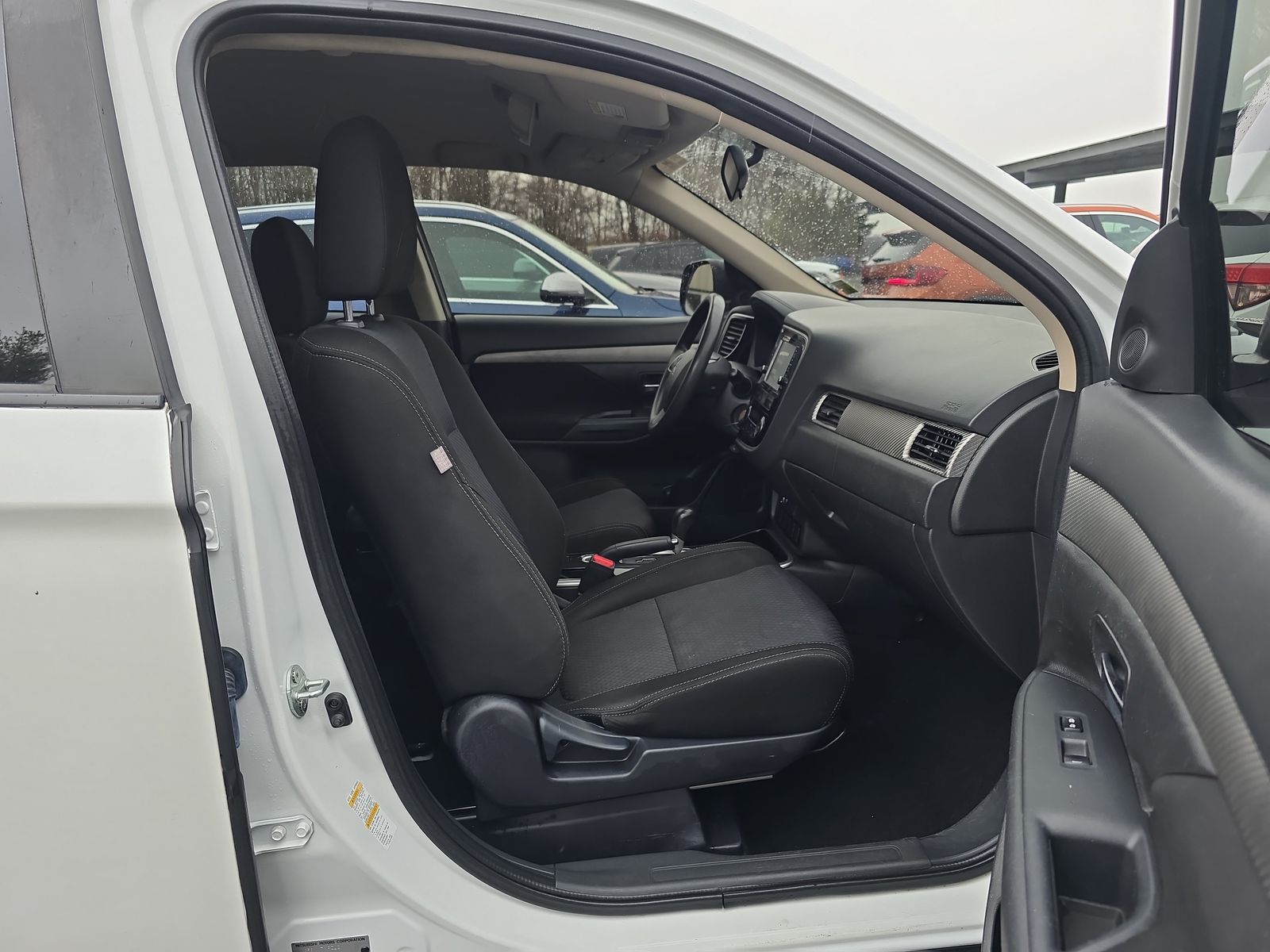 2018 Mitsubishi Outlander ES AWD