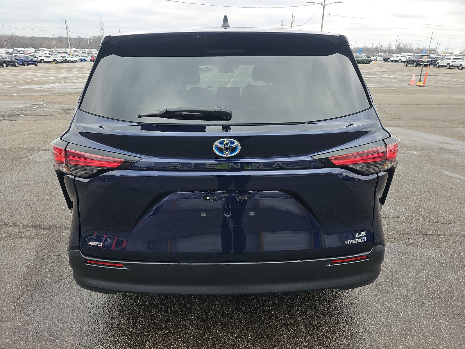 2022 Toyota Sienna LE AWD