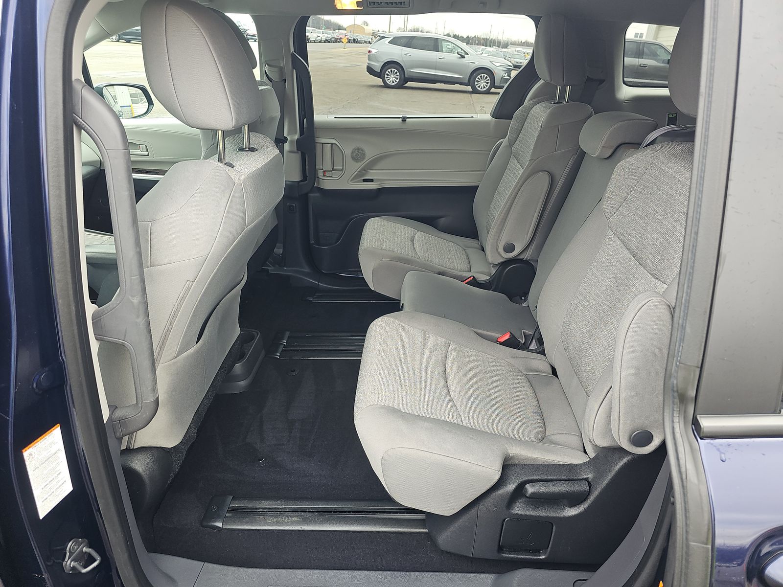 2022 Toyota Sienna LE AWD