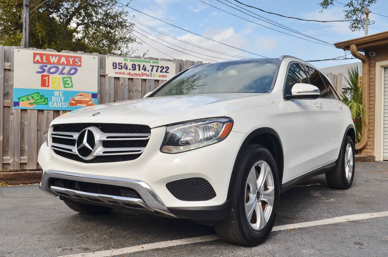 2017 Mercedes-Benz GLC 300