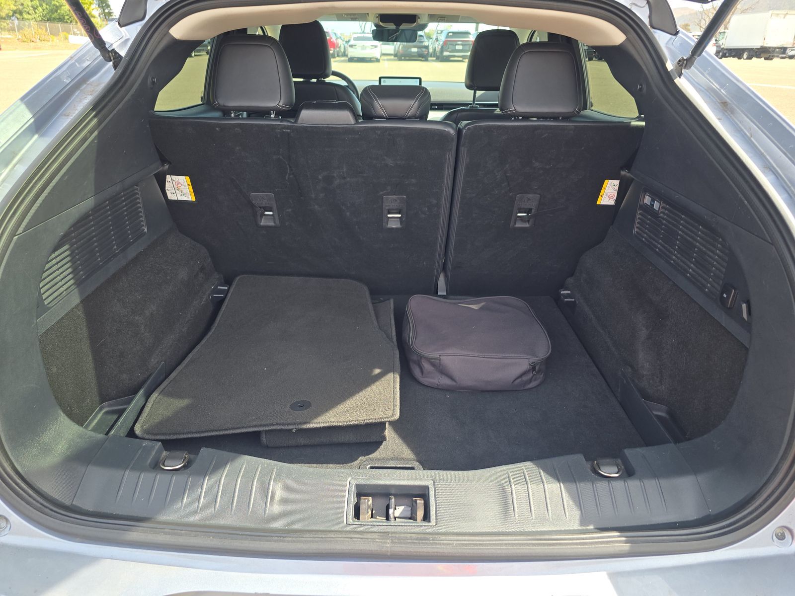 2022 Ford Mustang Mach-E Select RWD