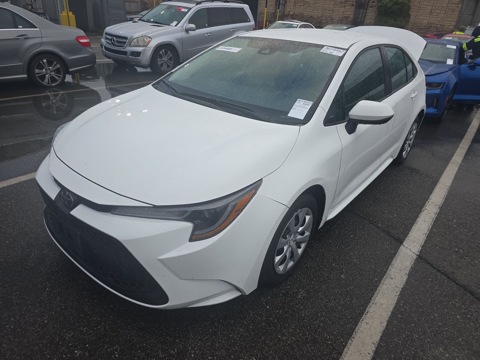 2022 Toyota Corolla LE FWD