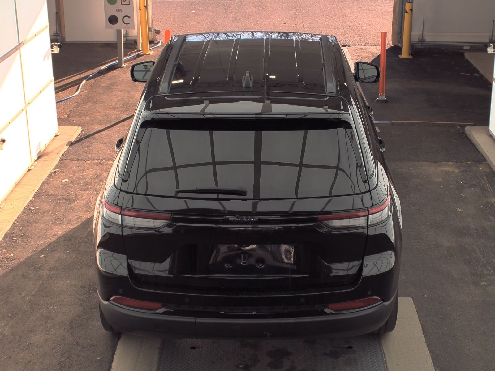 2023 Jeep Grand Cherokee Altitude RWD