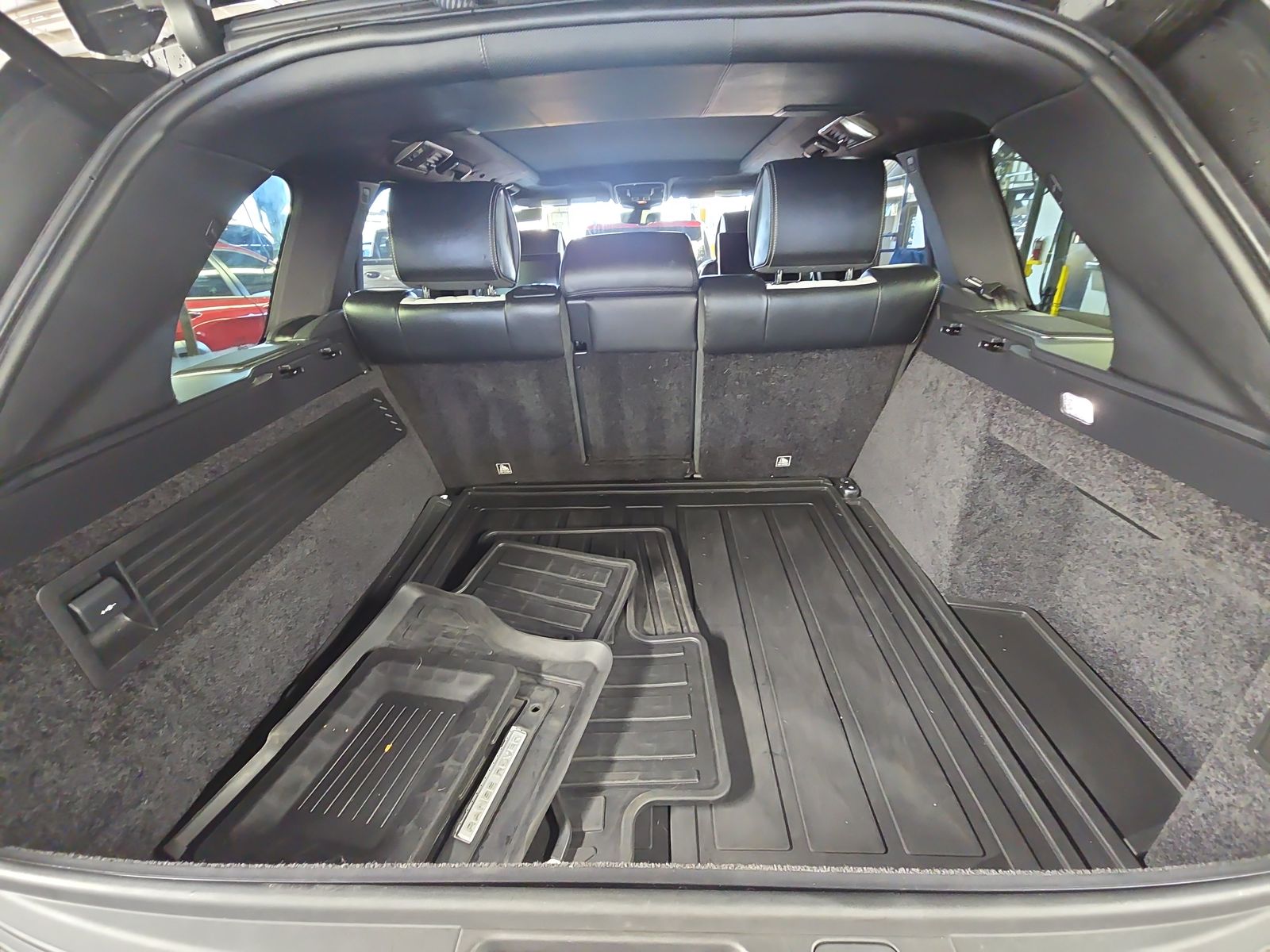 2017 Land Rover Range Rover SVAutobiography Dynamic AWD