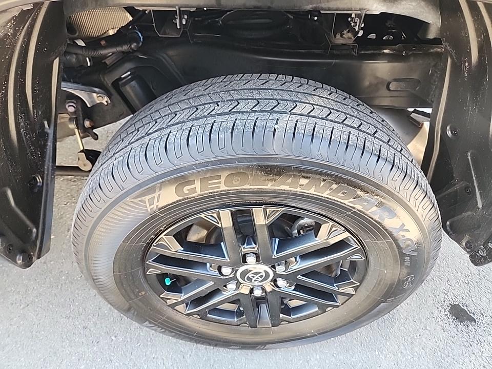 2024 Toyota Tundra SR5 AWD