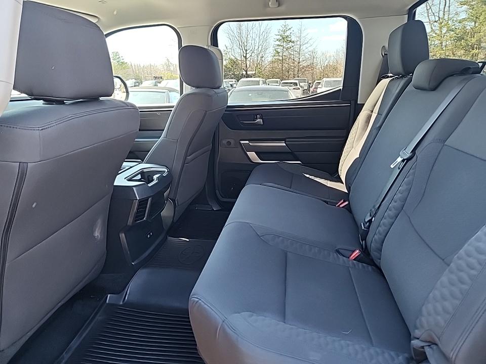 2024 Toyota Tundra SR5 AWD