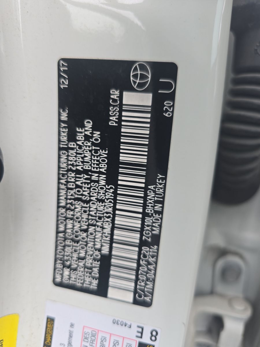 2018 Toyota C-HR XLE FWD