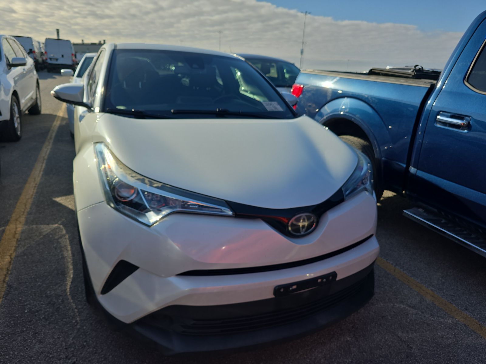 2018 Toyota C-HR XLE FWD
