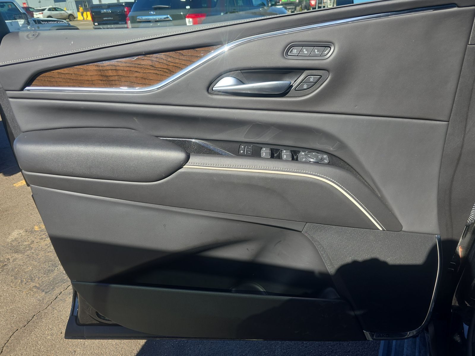 2024 Cadillac Escalade ESV Premium Luxury Platinum AWD