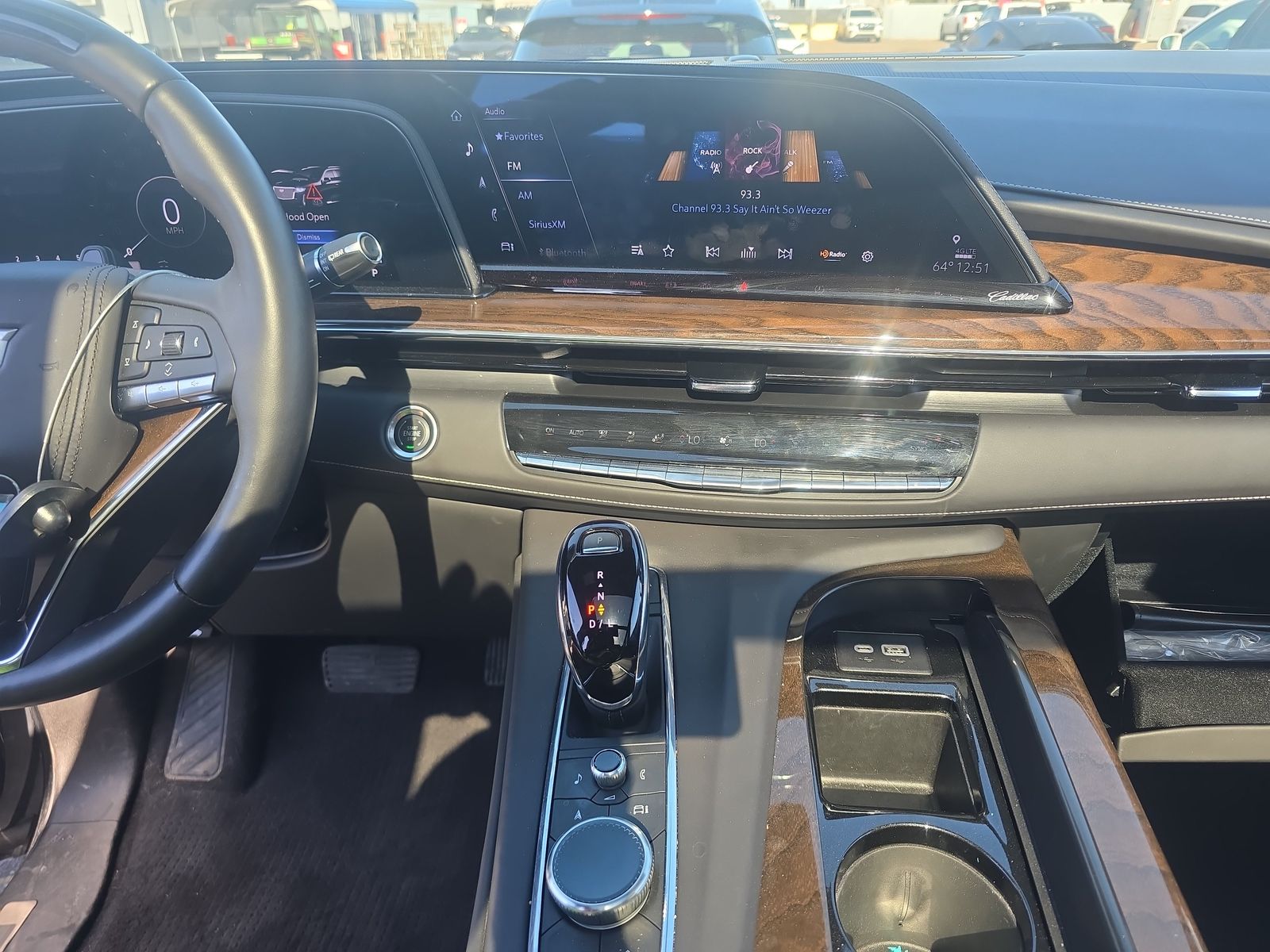 2024 Cadillac Escalade ESV Premium Luxury Platinum AWD