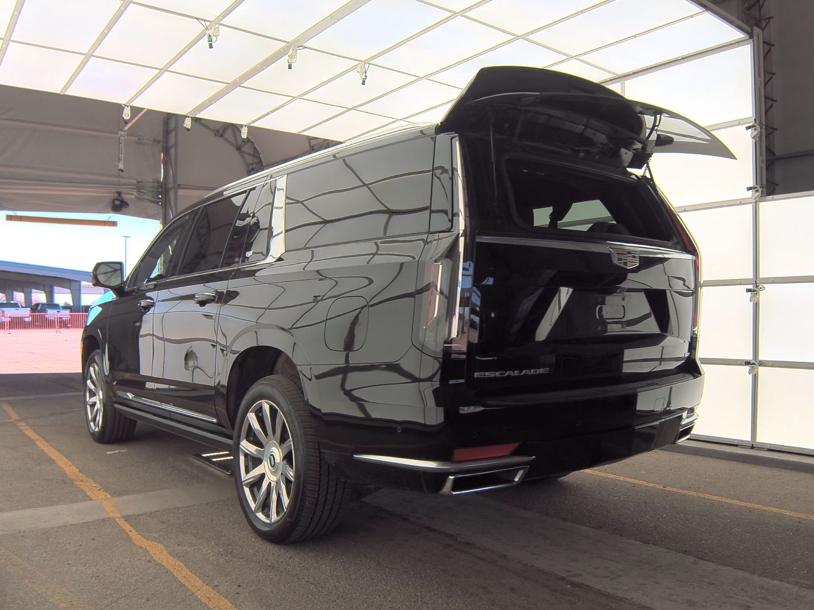 2024 Cadillac Escalade ESV Premium Luxury Platinum AWD