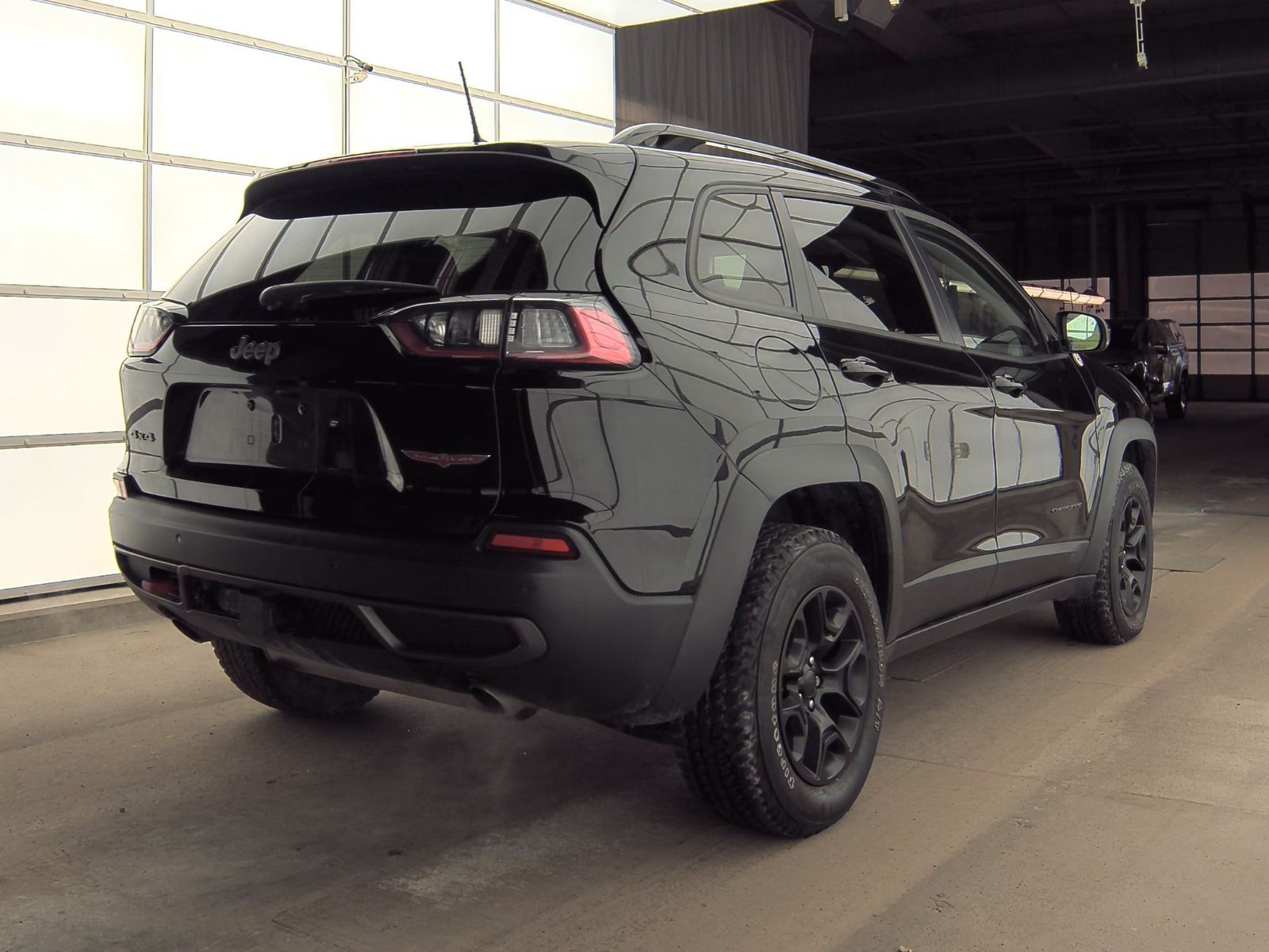 2022 Jeep Cherokee Trailhawk AWD